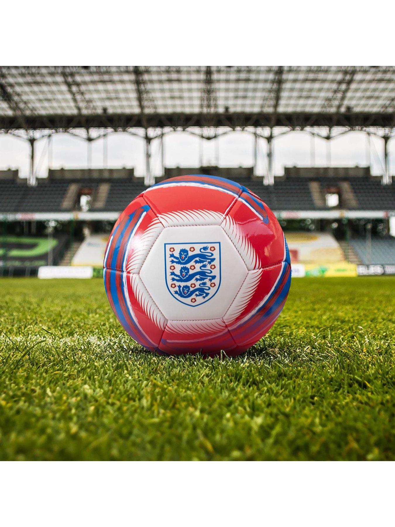 england-fa-england-size-5-cyclone-balldetail