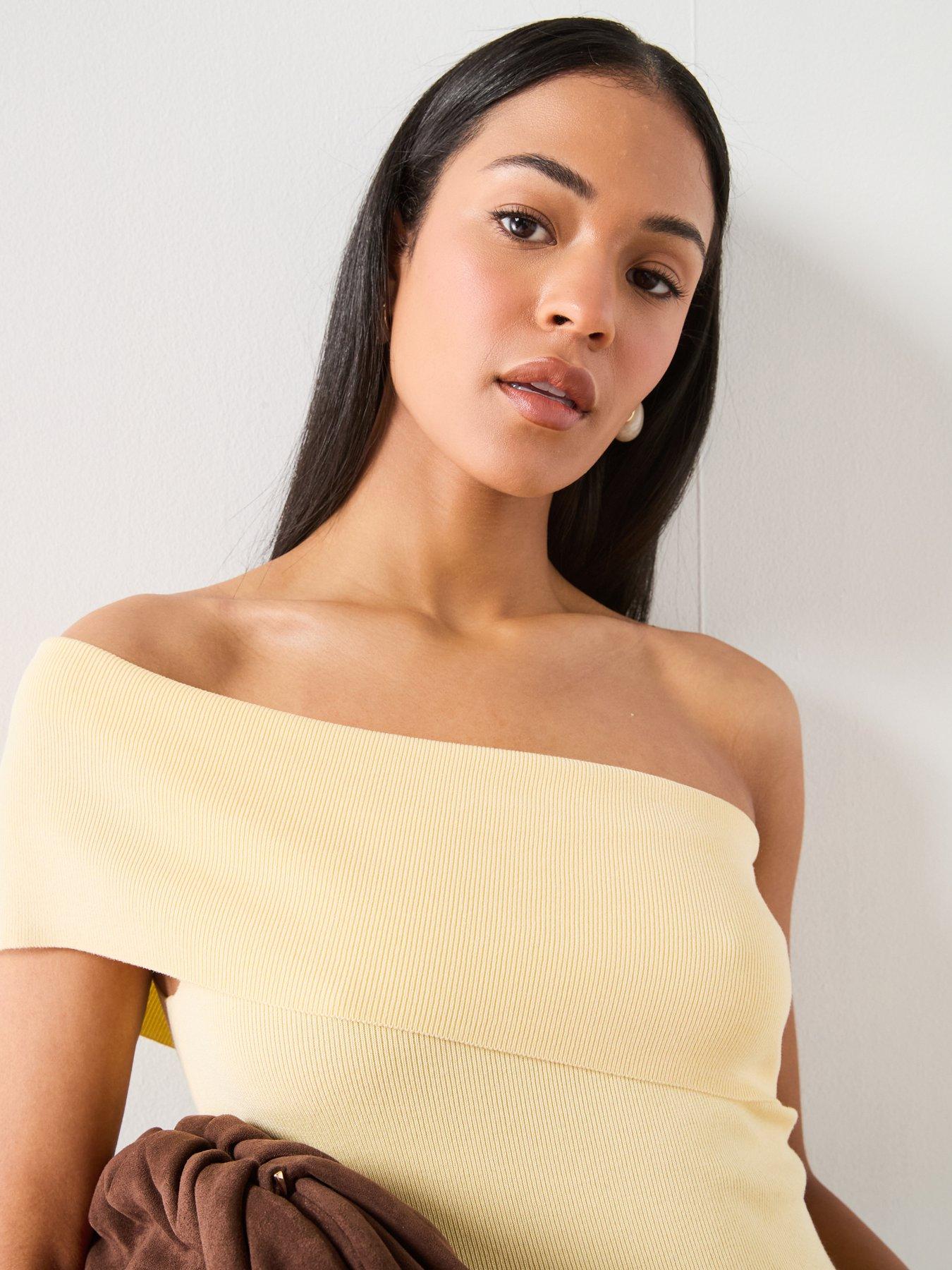 Image 4 of 6 of Mango Strapless Knitted Top - Yellow