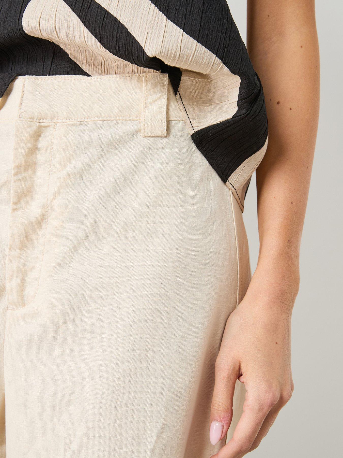 Image 4 of 6 of Mango Linen High-waist Trousers - Cream