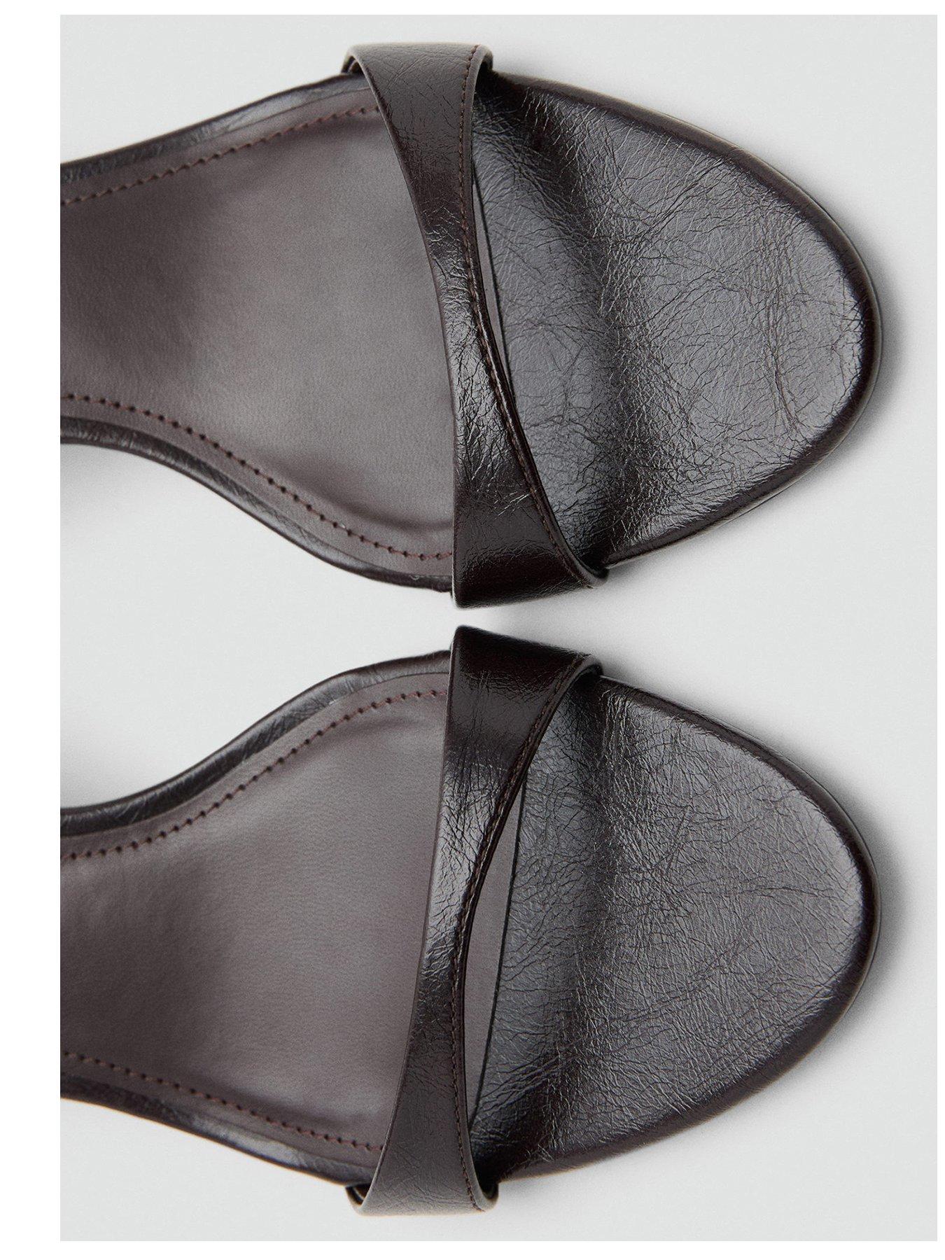 mango-kitten-heel-sandals-with-strap-browndetail