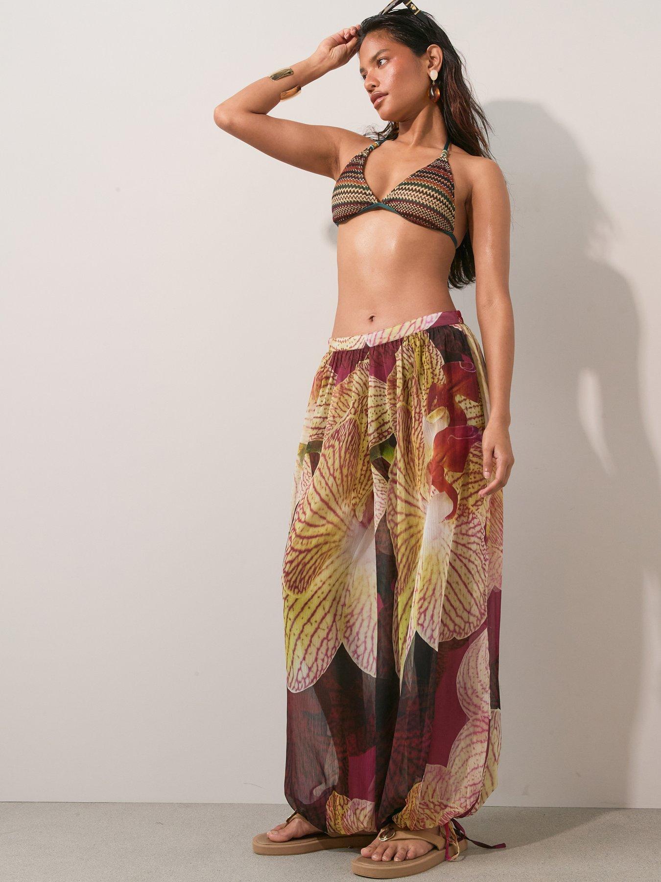 Image 6 of 6 of The Very Collection Floral Balloon Beach Trousers - Multi