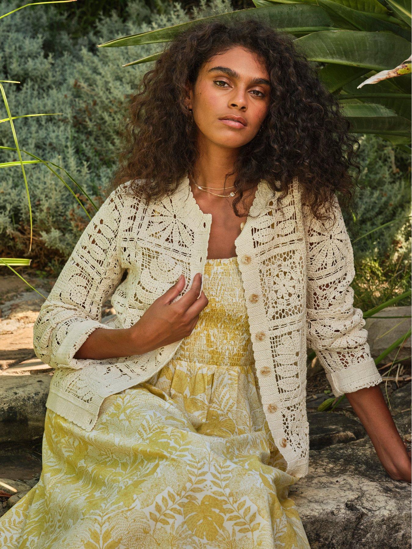 FatFace Daisy Cardigan - Beige