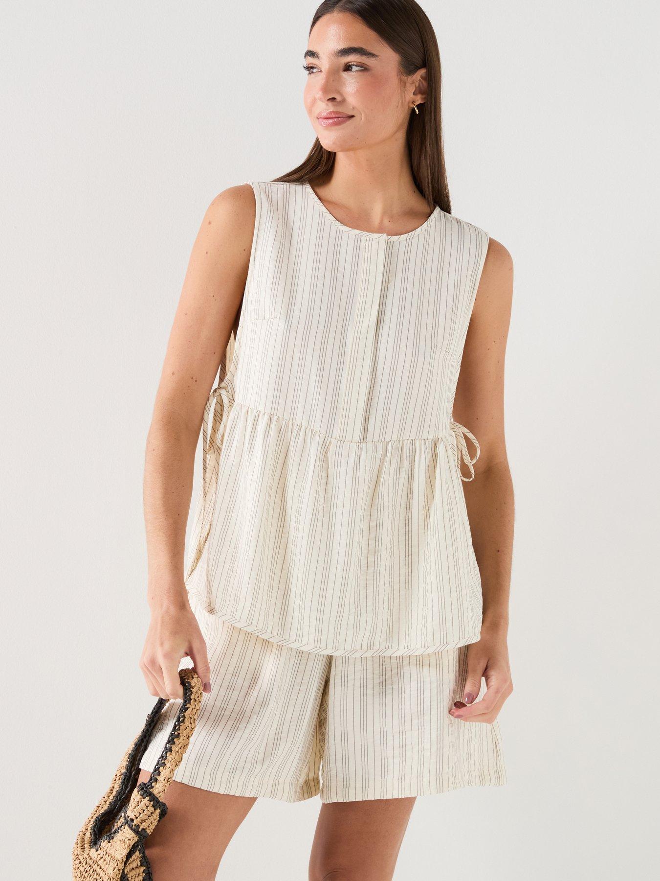 Image 1 of 5 of JDY Jdymeghan S/L Tie Top Wvn - Cream