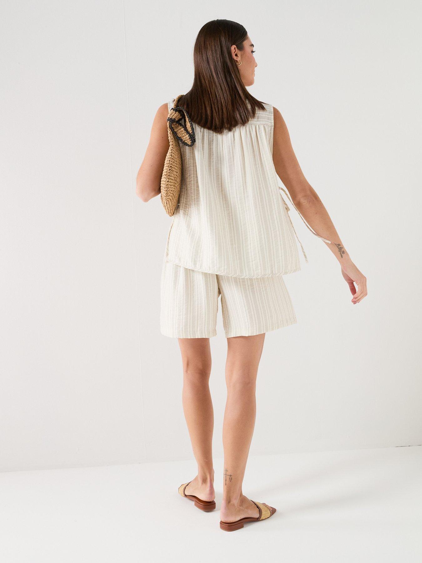 Image 2 of 5 of JDY Jdymeghan S/L Tie Top Wvn - Cream