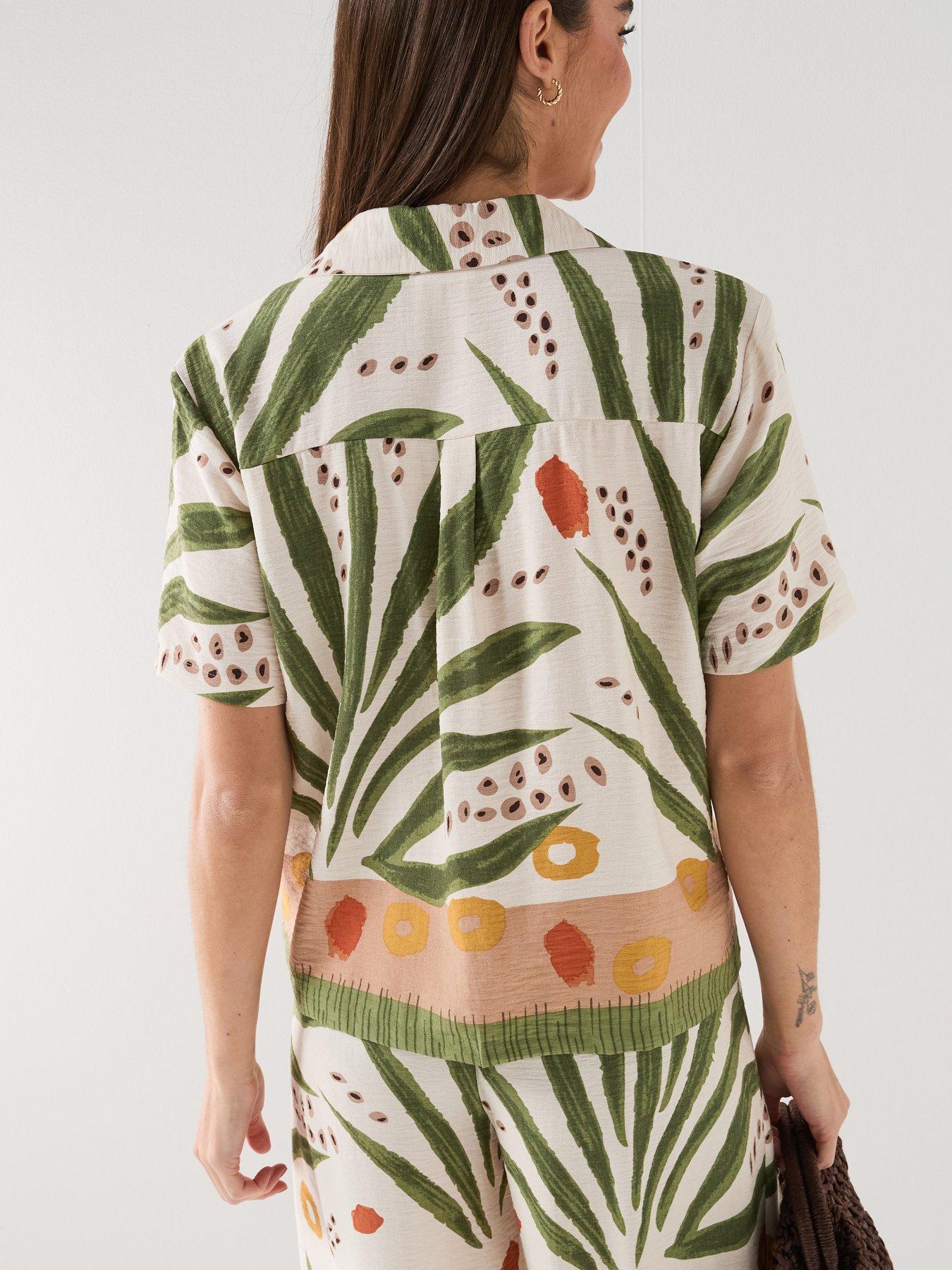 Image 2 of 6 of JDY Jdynellie S/S Loose Shirt Wvn - Cream