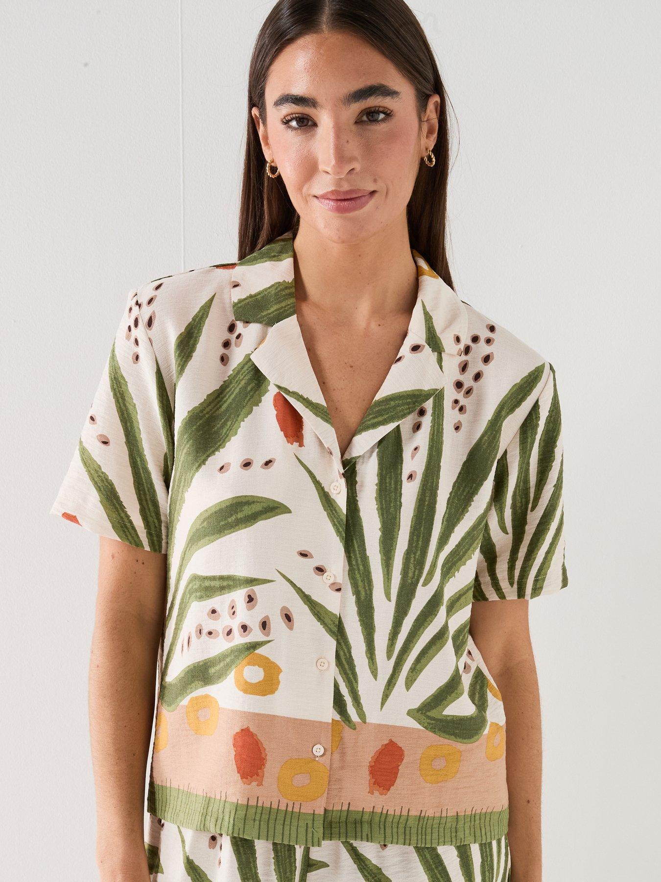 Image 5 of 6 of JDY Jdynellie S/S Loose Shirt Wvn - Cream