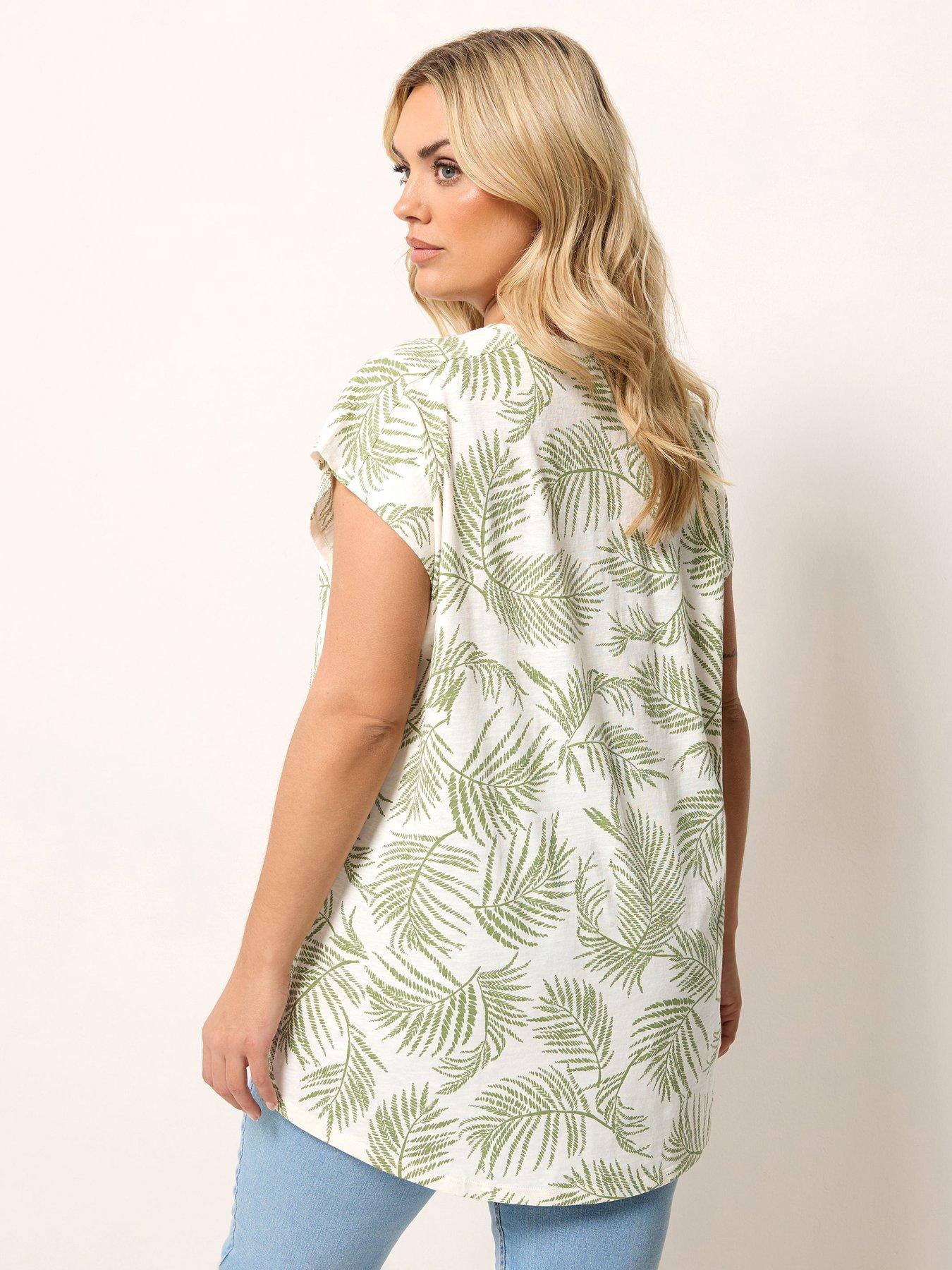 Image 2 of 6 of Yours Curve 3 Pack Grown On Sleeve T-shirts