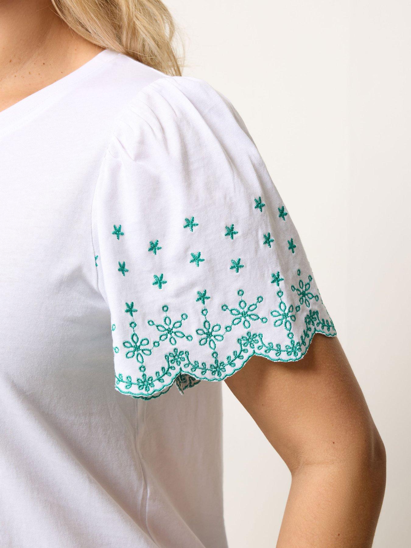 Image 4 of 5 of Yours Curve Angel Sleeve Embroidered T-Shirt - White