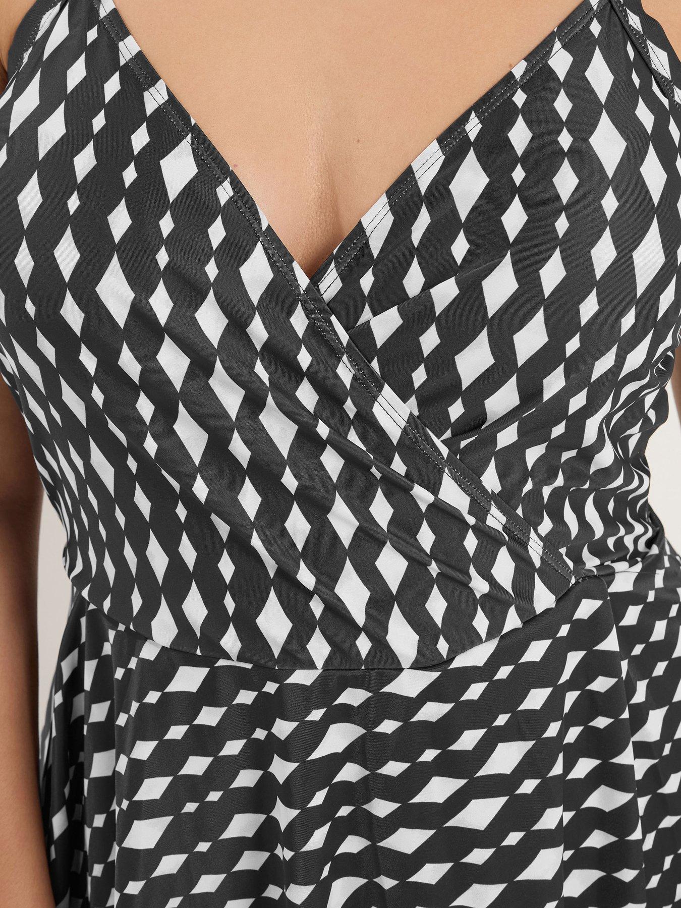 yours-curve-diamond-wrapover-swimdress-blackoutfit