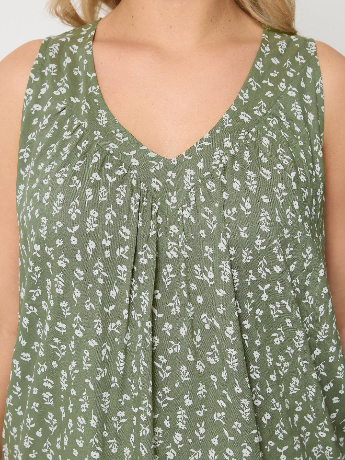 Image 4 of 5 of Yours Curve V-neck Cami Top