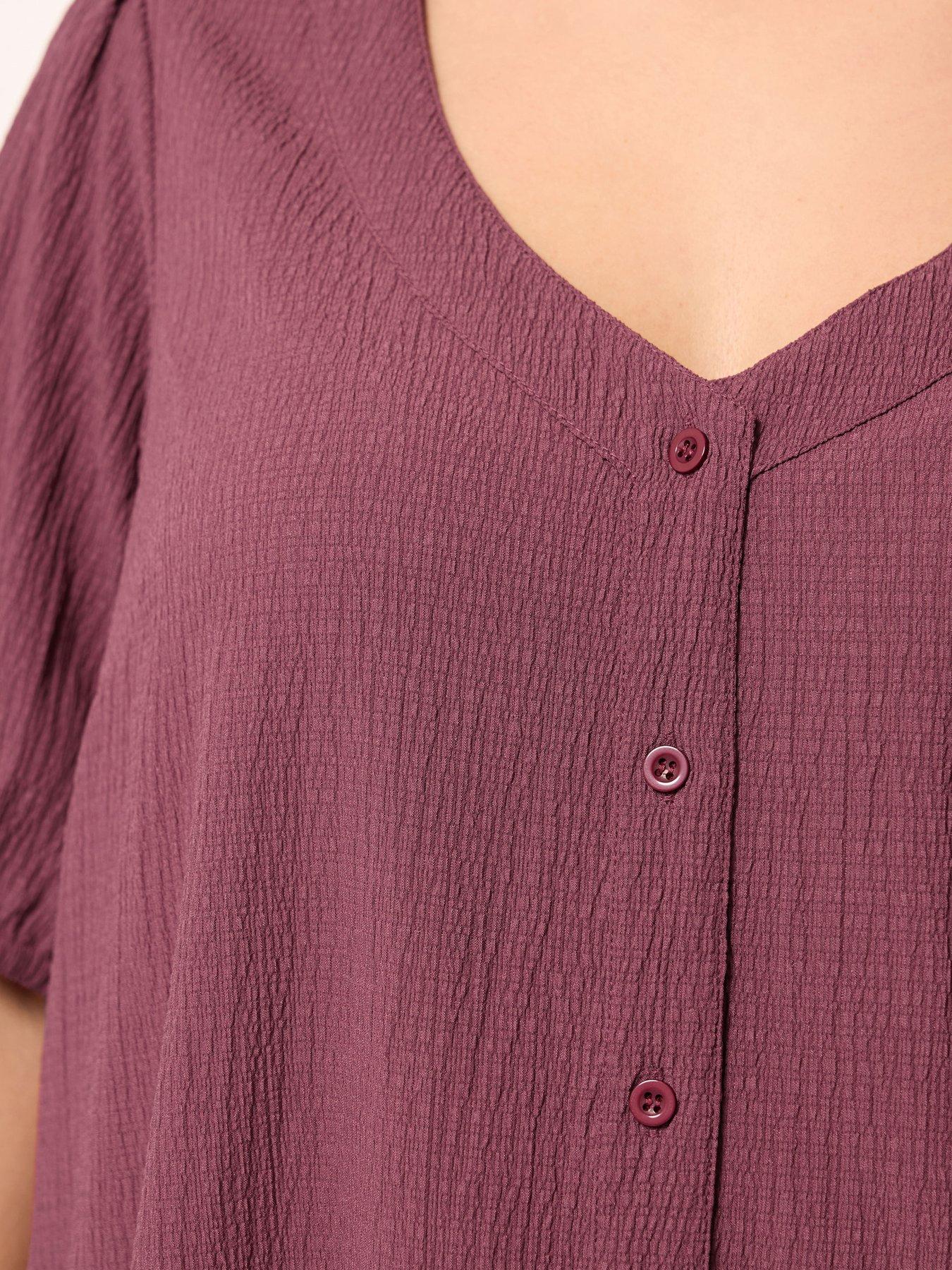 yours-curve-button-textured-short-sleeve-blouseoutfit
