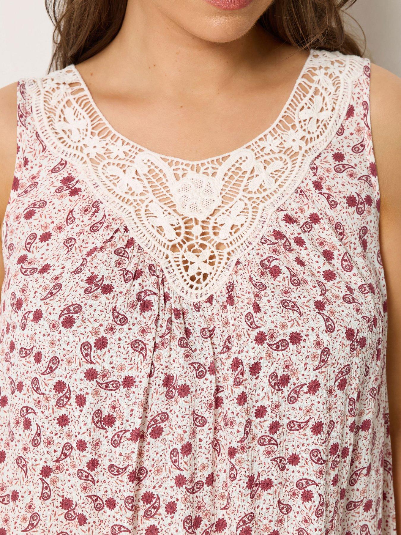 Image 4 of 5 of Yours Curve Sleeveless Gypsy Vest