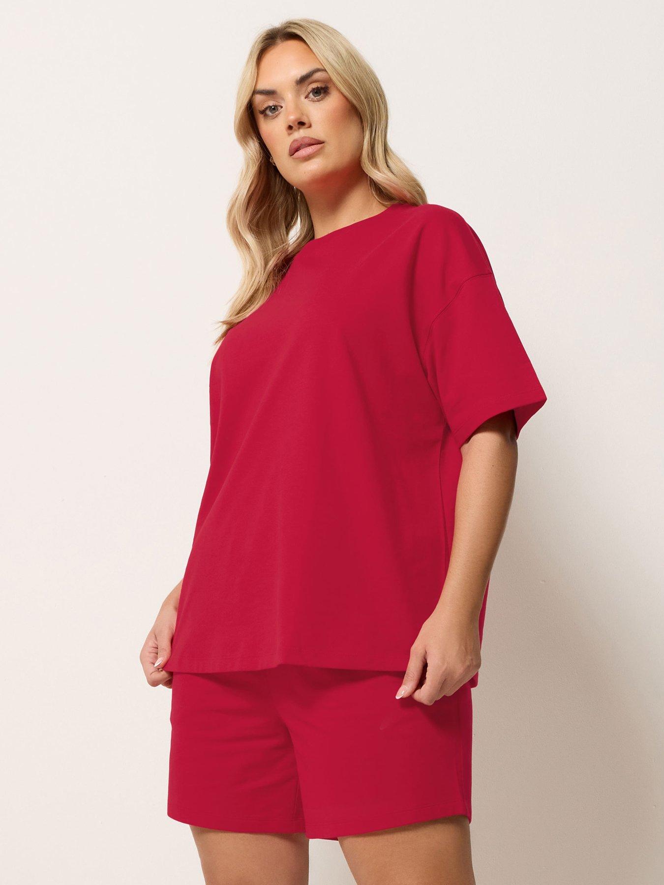 Image 1 of 5 of Yours Curve Shorts And T-Shirt Sweat Set - Red