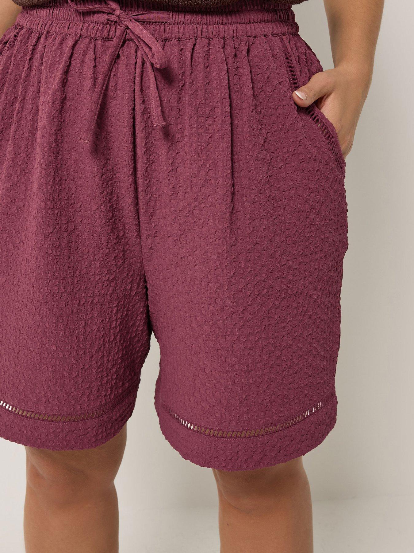 yours-curve-ladder-shorts-pinkoutfit