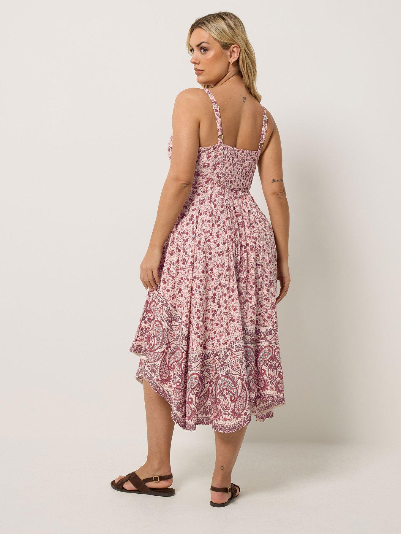 Image 2 of 5 of Yours Curve Hanky Hem Dress
