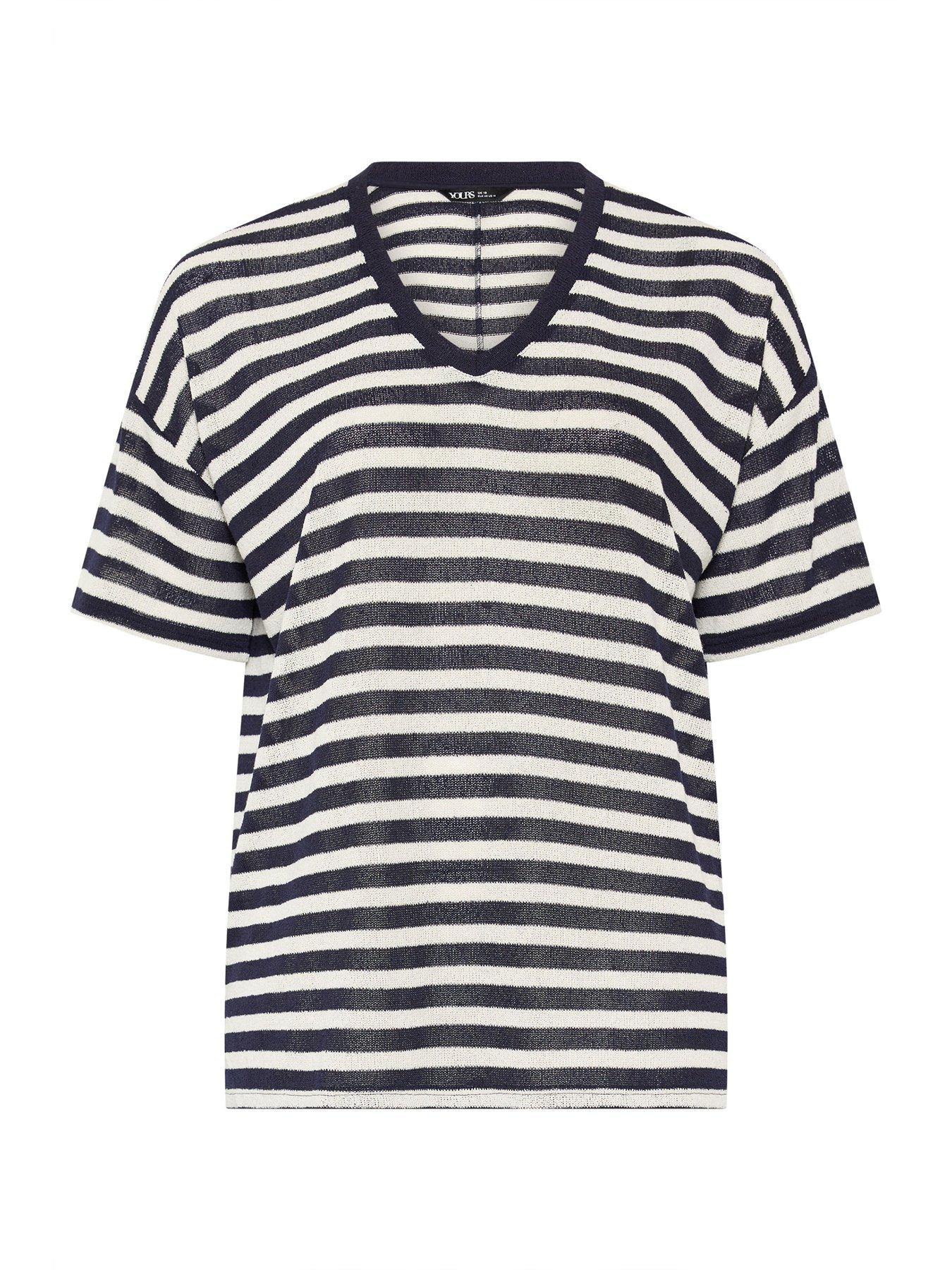 yours-curve-v-boxy-knitted-t-shirtdetail
