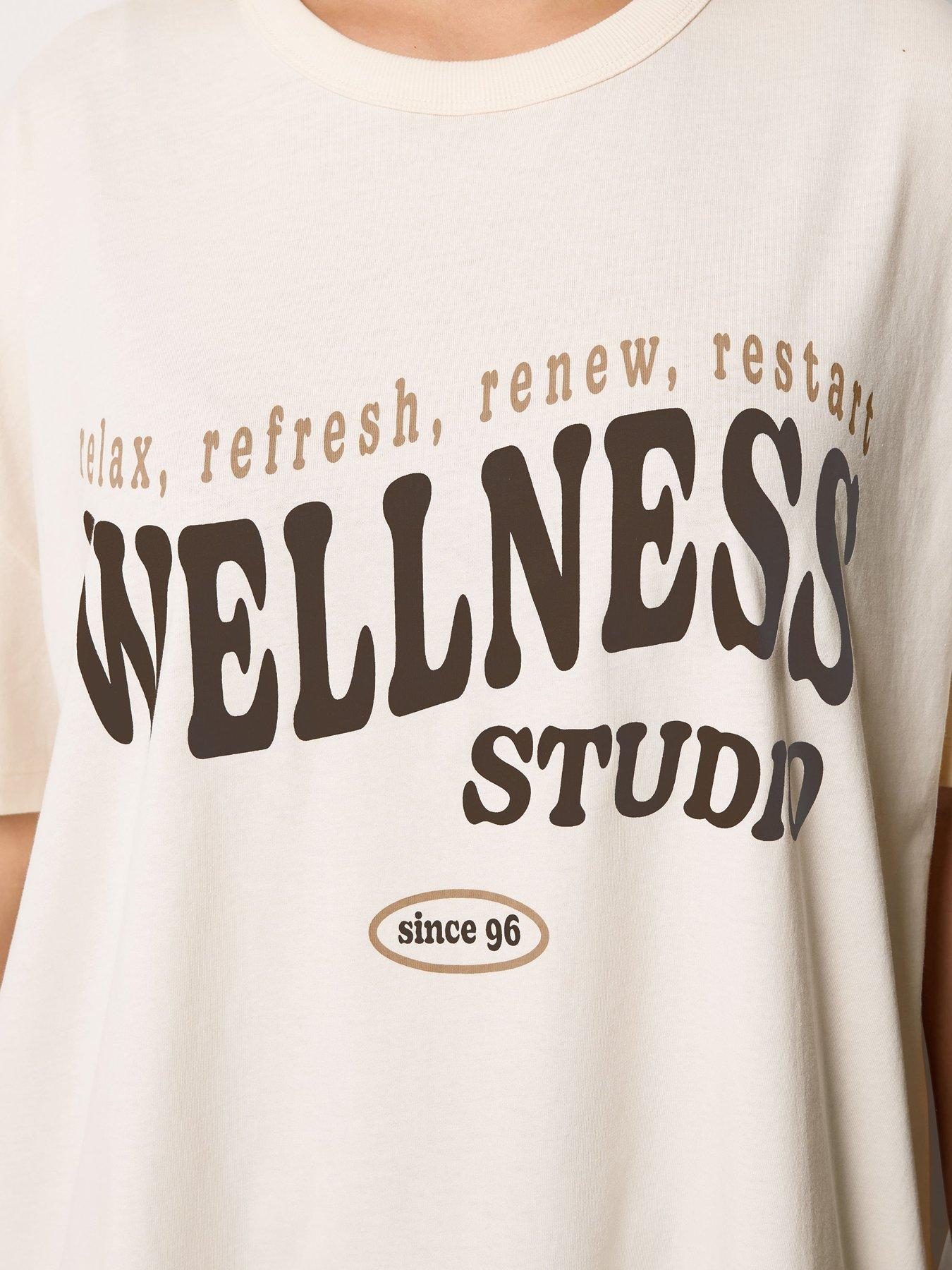 Image 4 of 5 of Yours Curve Wellness Studio Active T-Shirt - White