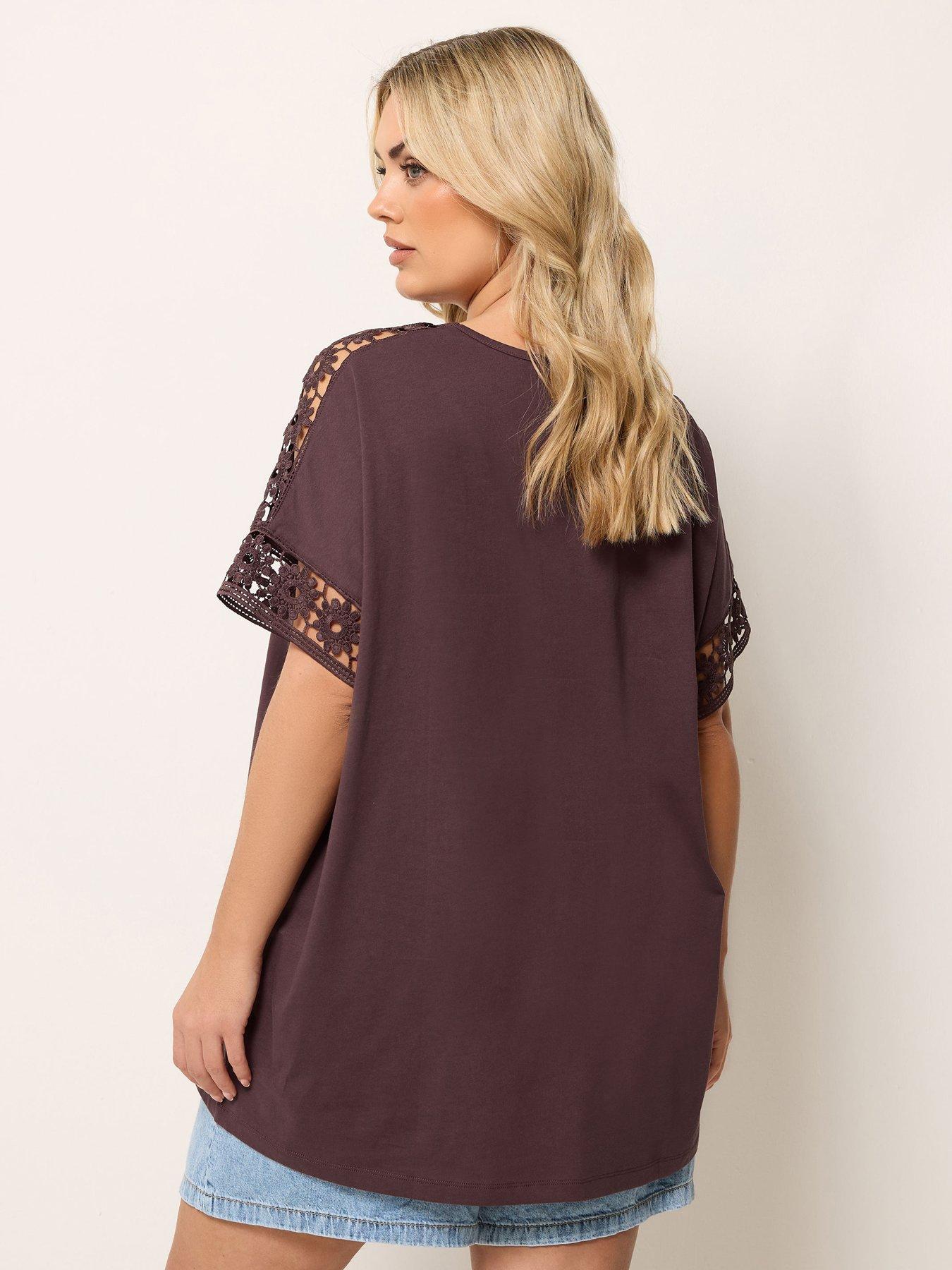Image 2 of 5 of Yours Curve Boxy Crochet T-Shirt - Brown