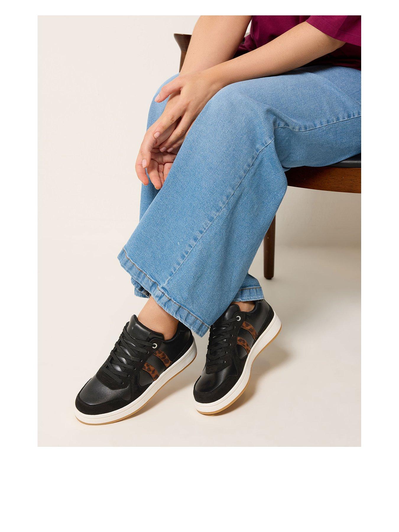 Yours E Padded Lace Up Trainer - Black