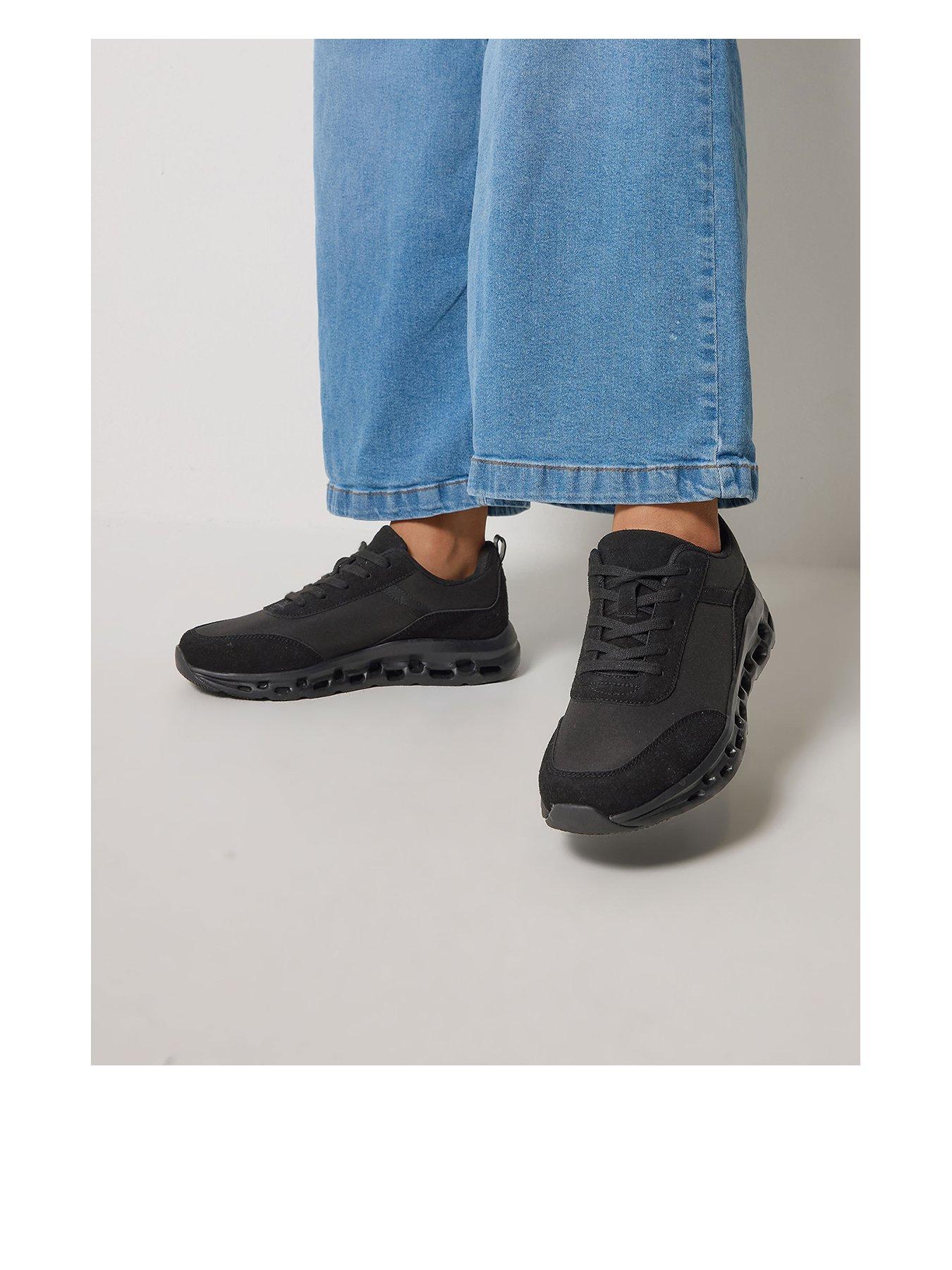 yours-eee-fit-chunky-runner-shoes-black