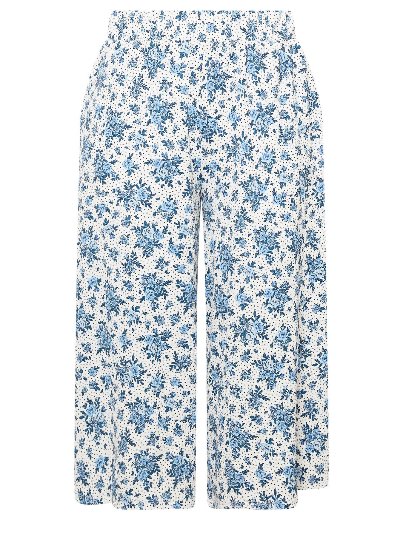 Image 5 of 5 of Yours Curve Ditsy Print Jersey Culotte