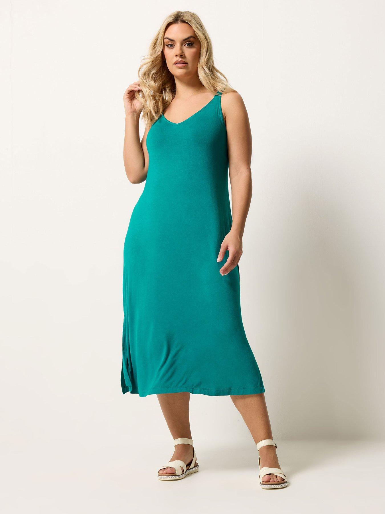 Image 1 of 5 of Yours Curve Throw On Beach Dress