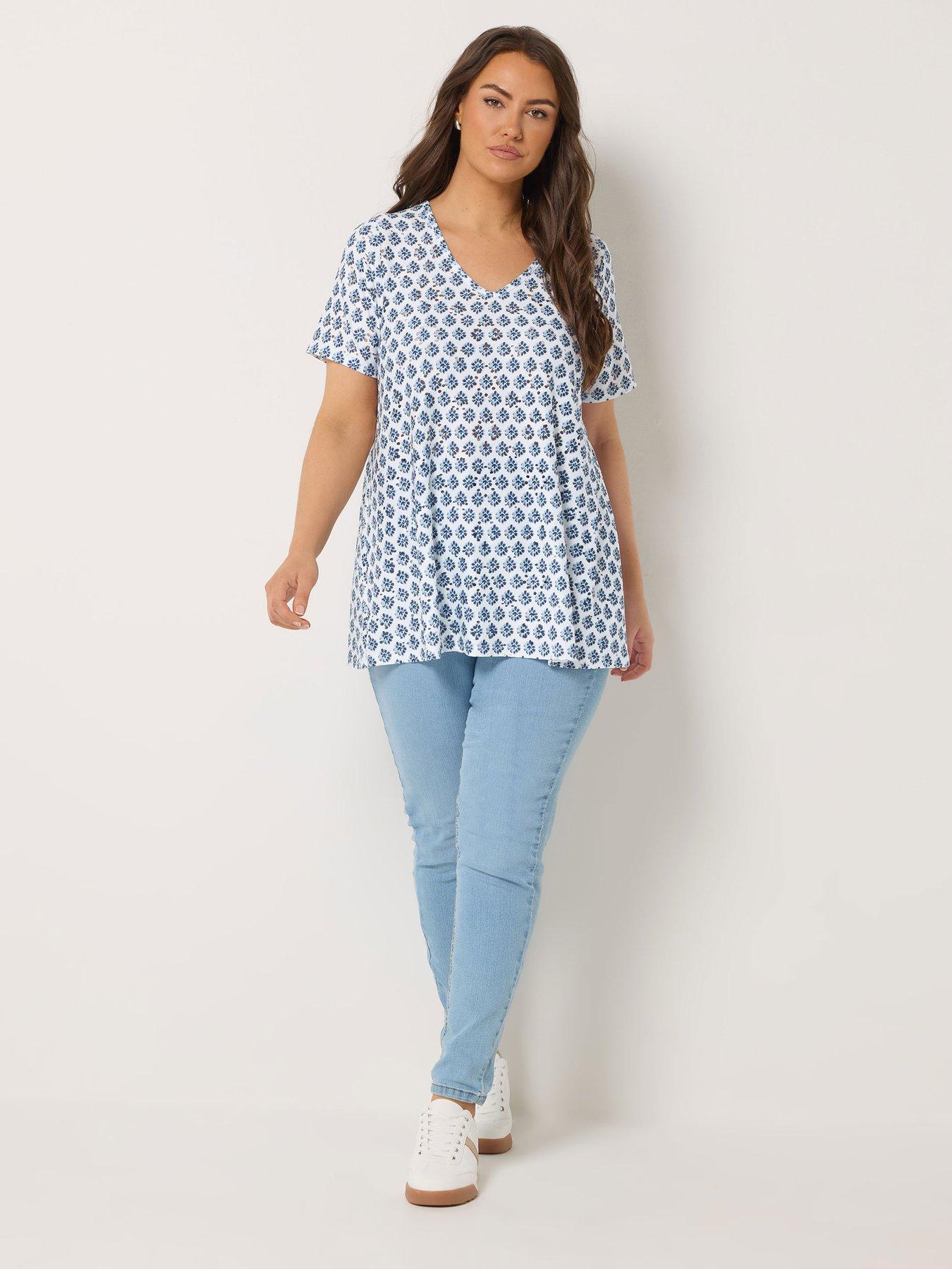 Image 3 of 5 of Yours Curve Printed Broderie V-Neck Top - Blue
