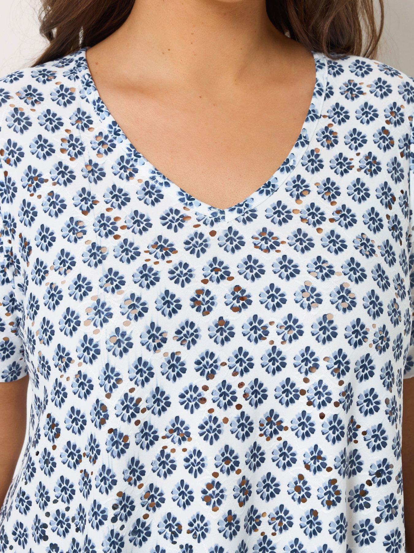 Image 4 of 5 of Yours Curve Printed Broderie V-Neck Top - Blue