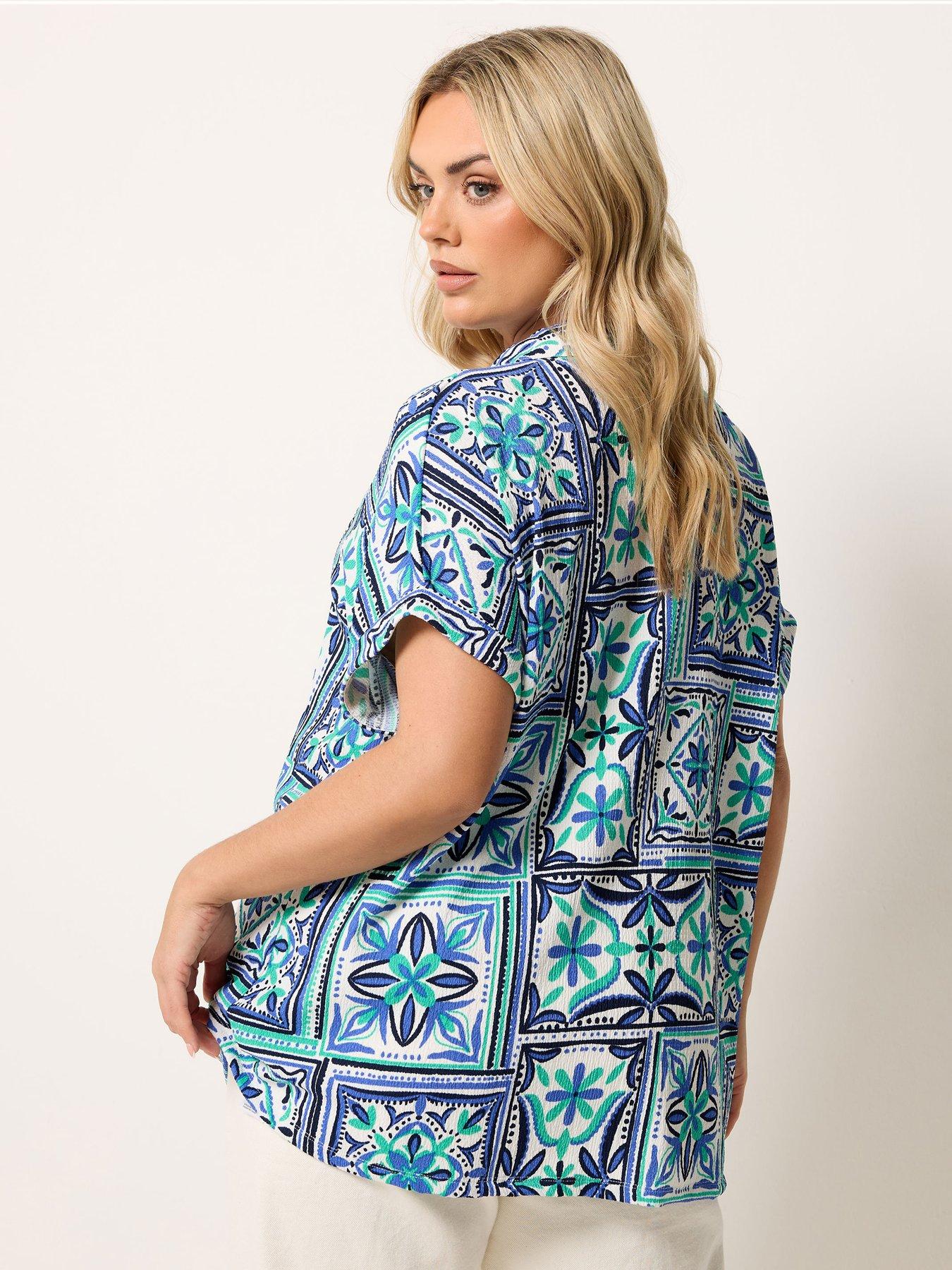 yours-curve-grown-on-tile-print-boxy-shirtstillFront