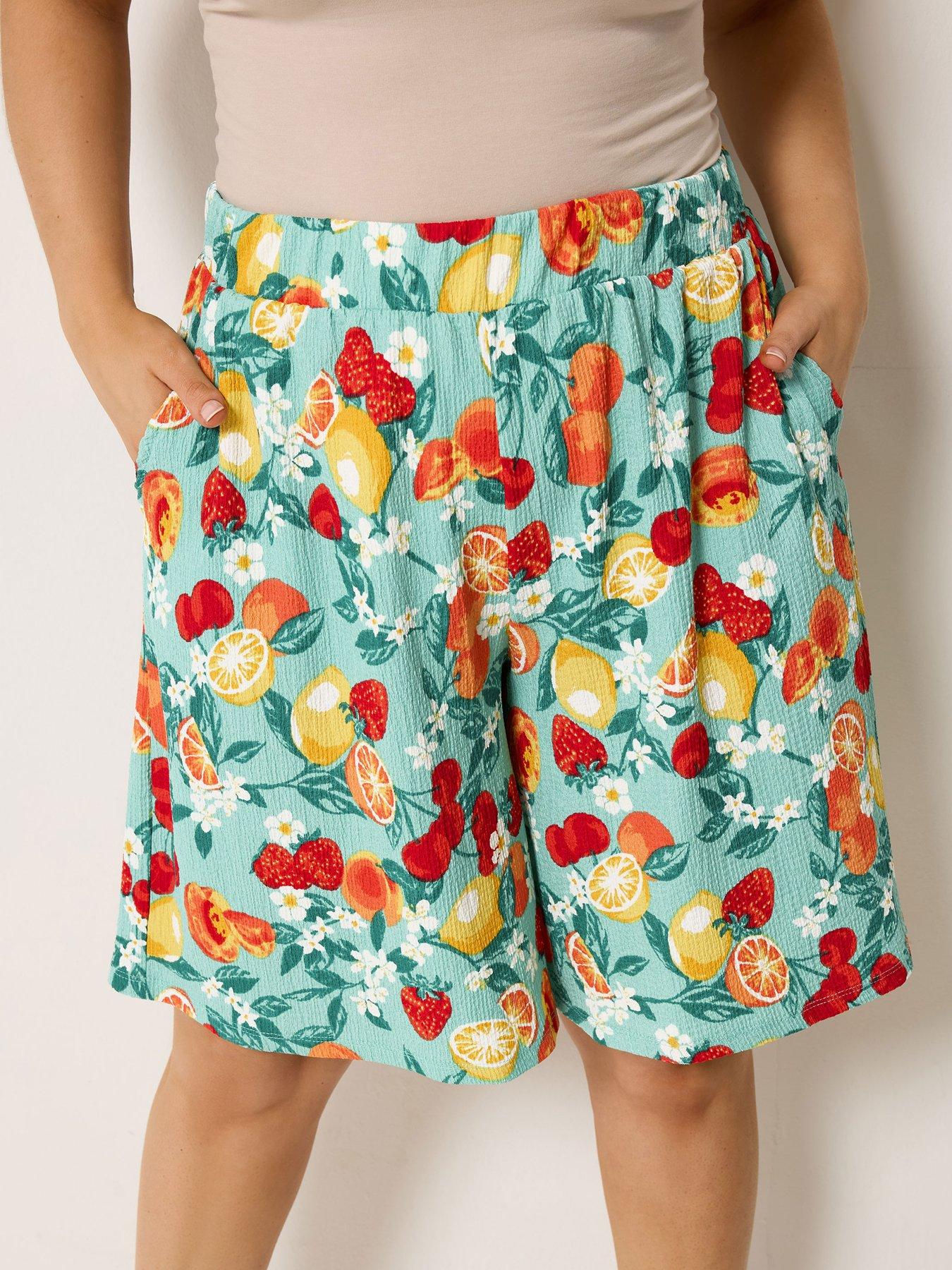 yours-curve-pull-on-jersey-shorts-greenoutfit