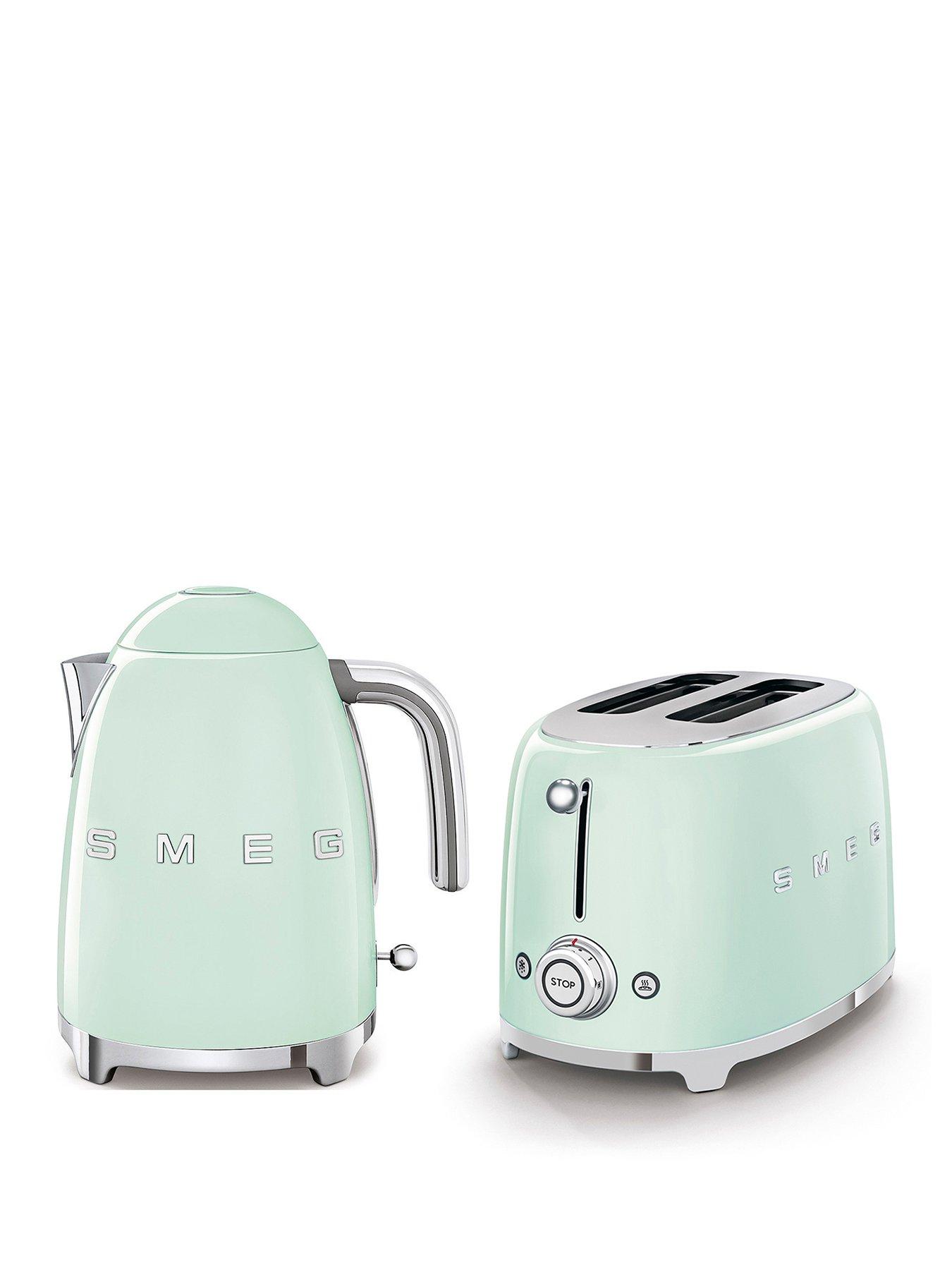smeg-50s-style-jug-kettle-2-slice-toaster-extra-wide-slots-greenfront