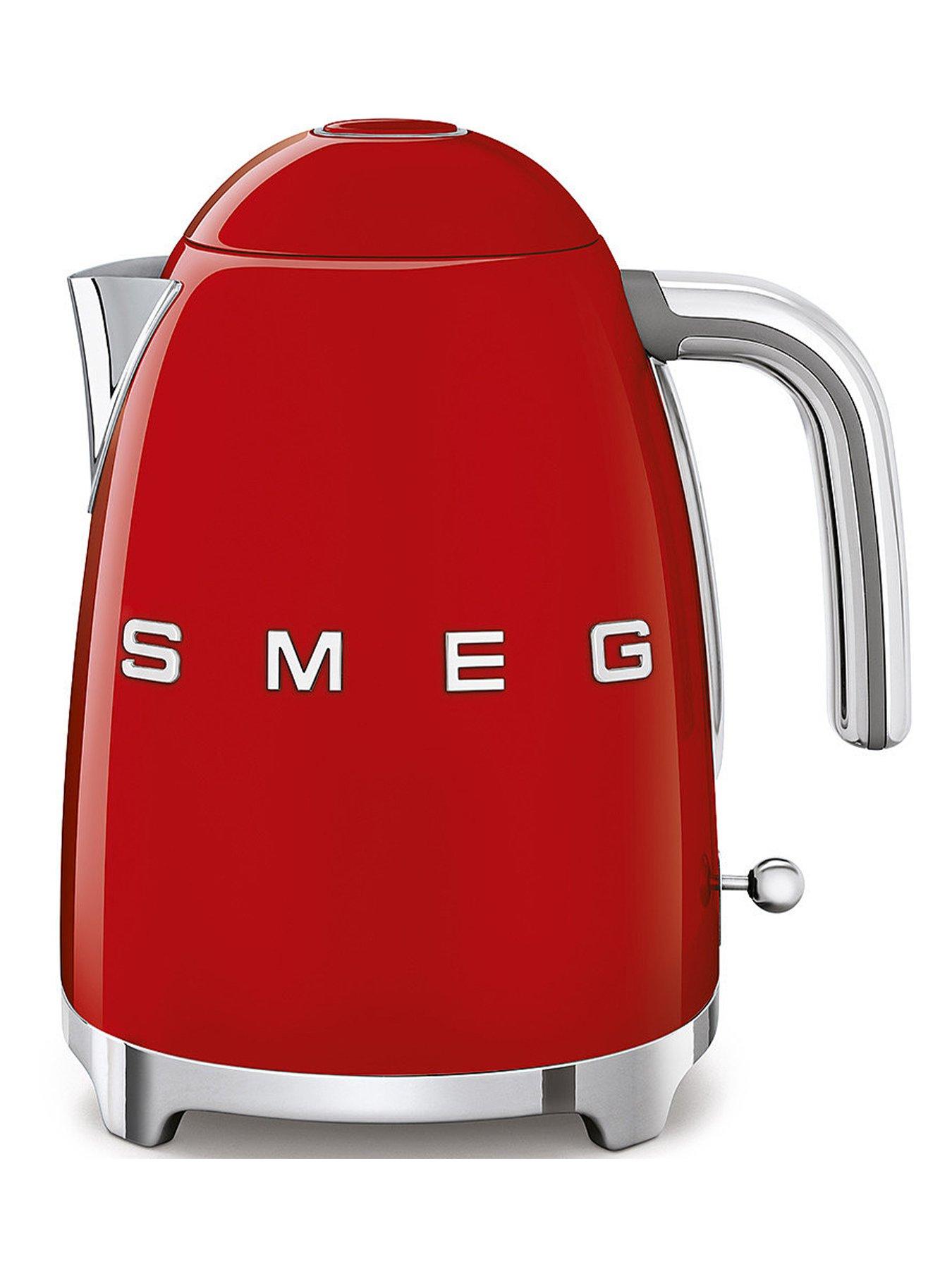 smeg-50s-style-jug-kettle-2-slice-toaster-extra-wide-slots-redstillFront