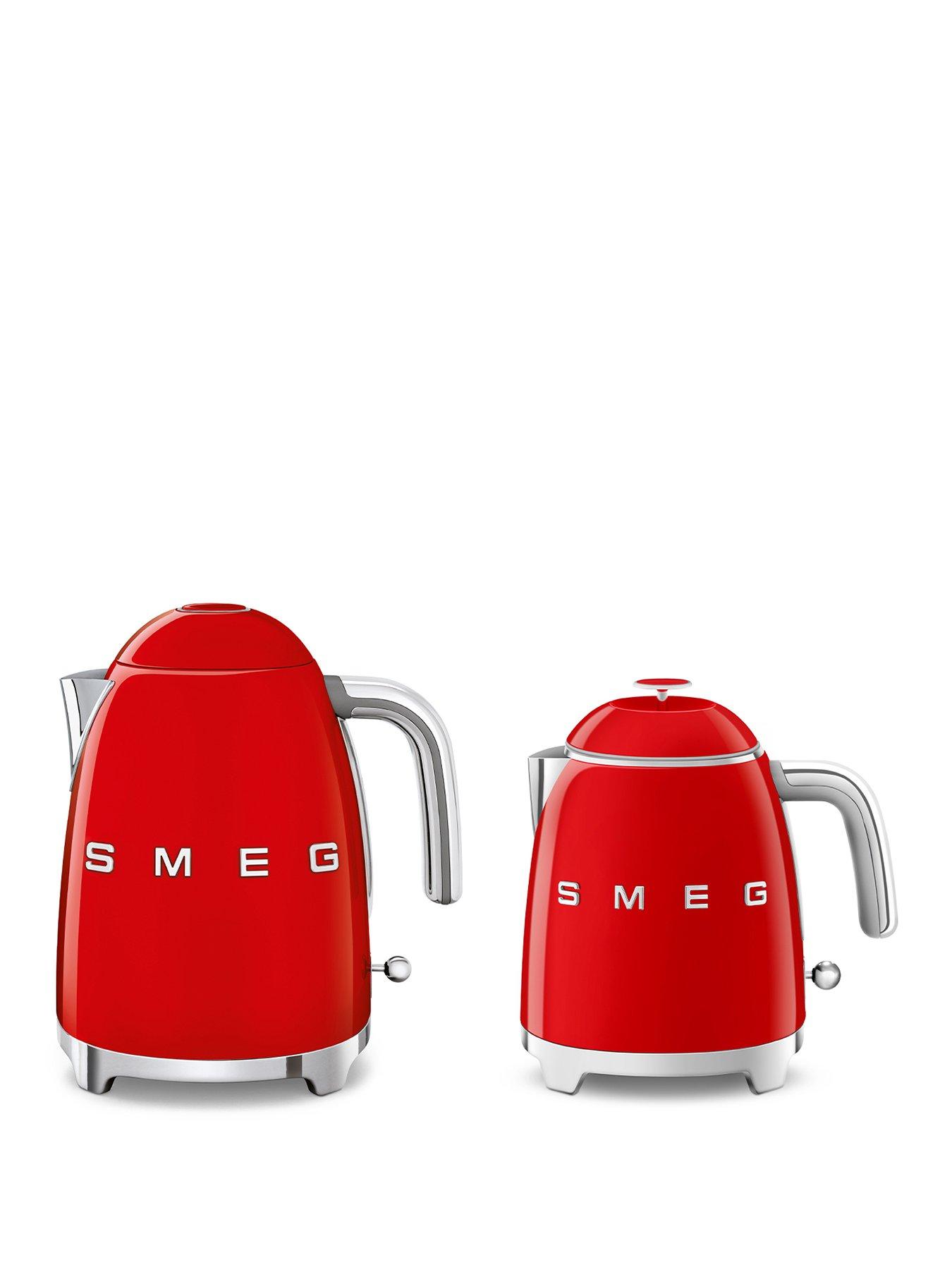 smeg-retro-kettle-anti-slip-08l-auto-shut-off-redfront