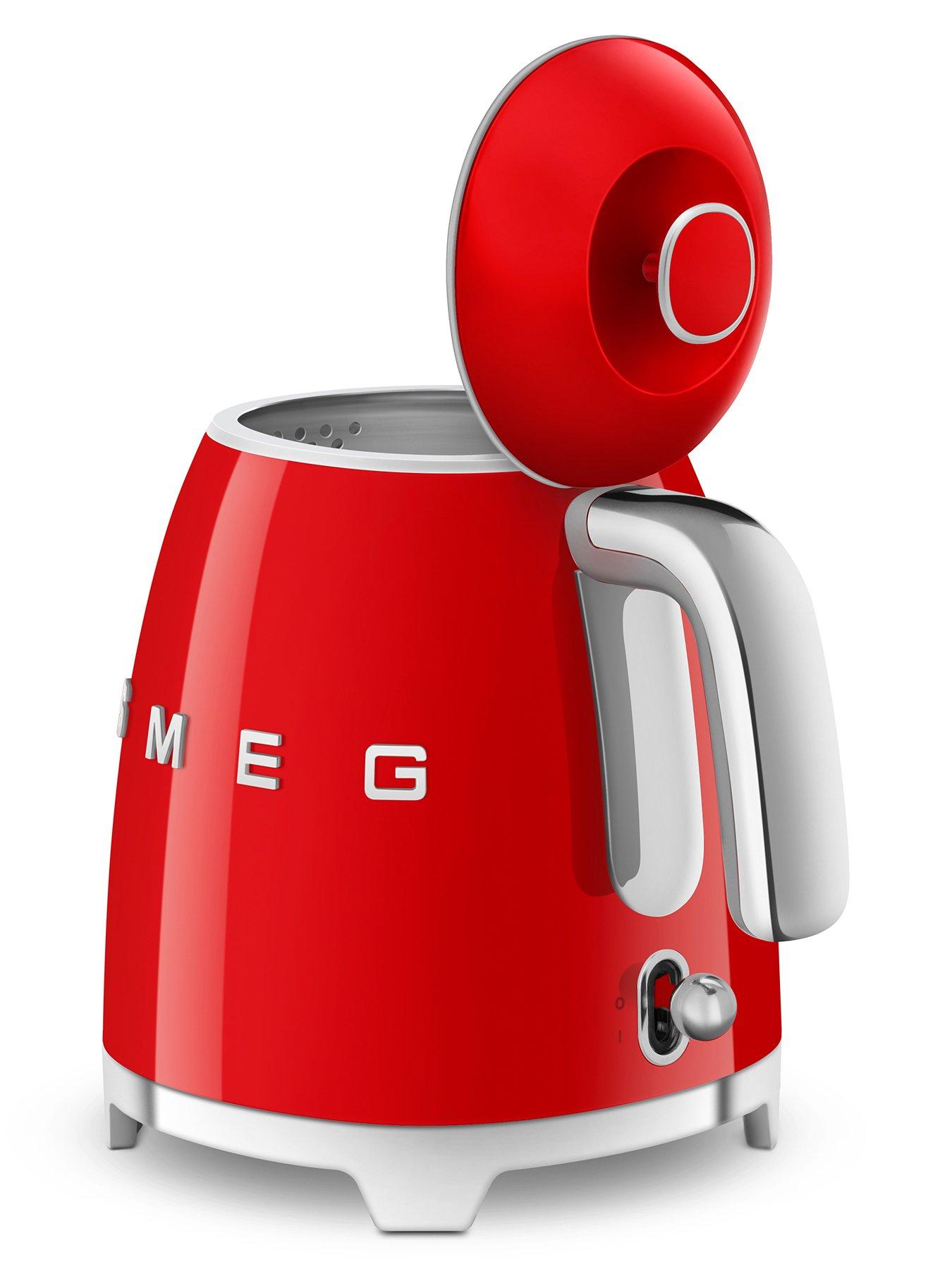 smeg-retro-kettle-anti-slip-08l-auto-shut-off-reddetail