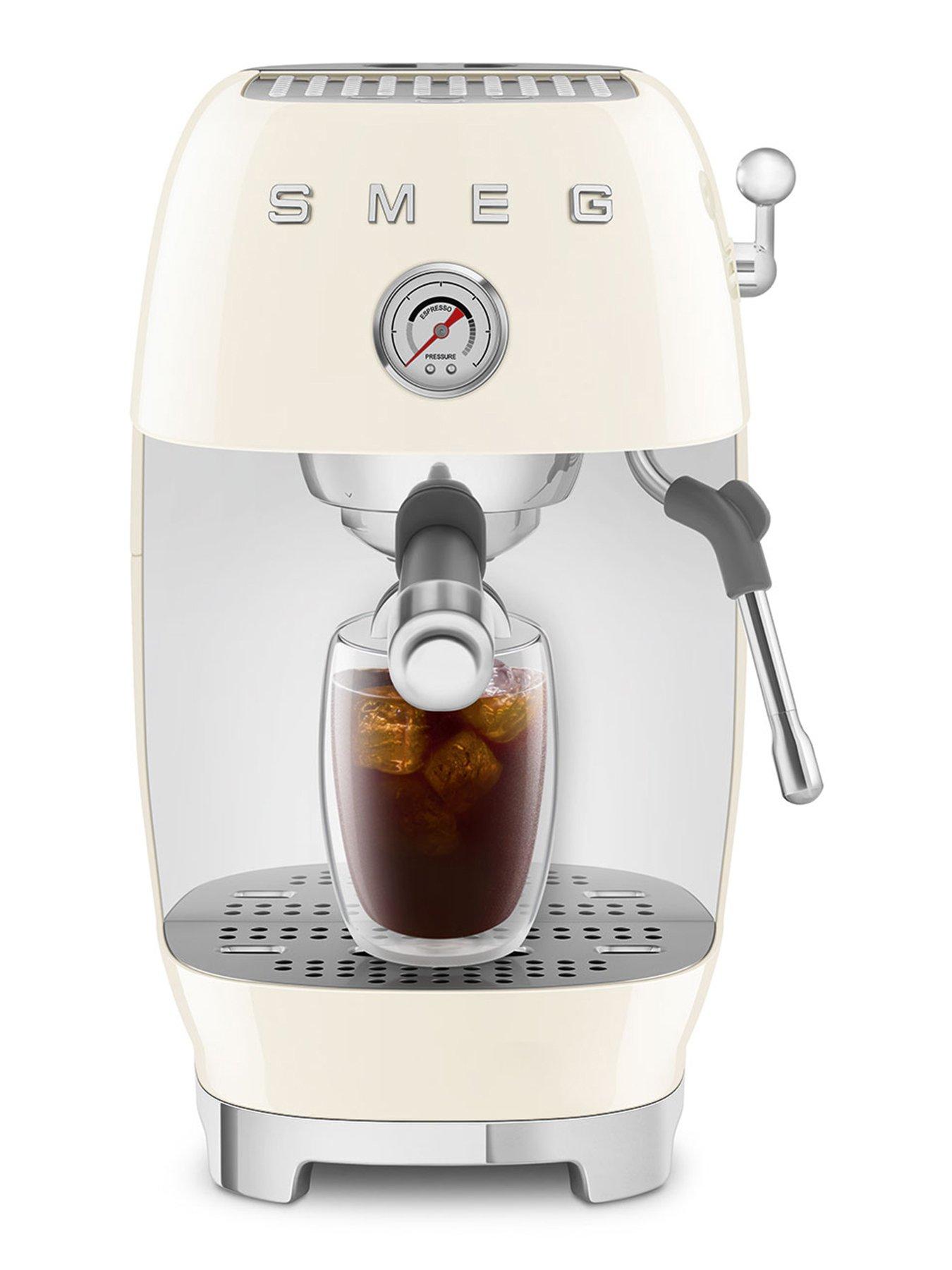 smeg-espresso-coffee-machine-with-cold-brew-function-creamstillFront