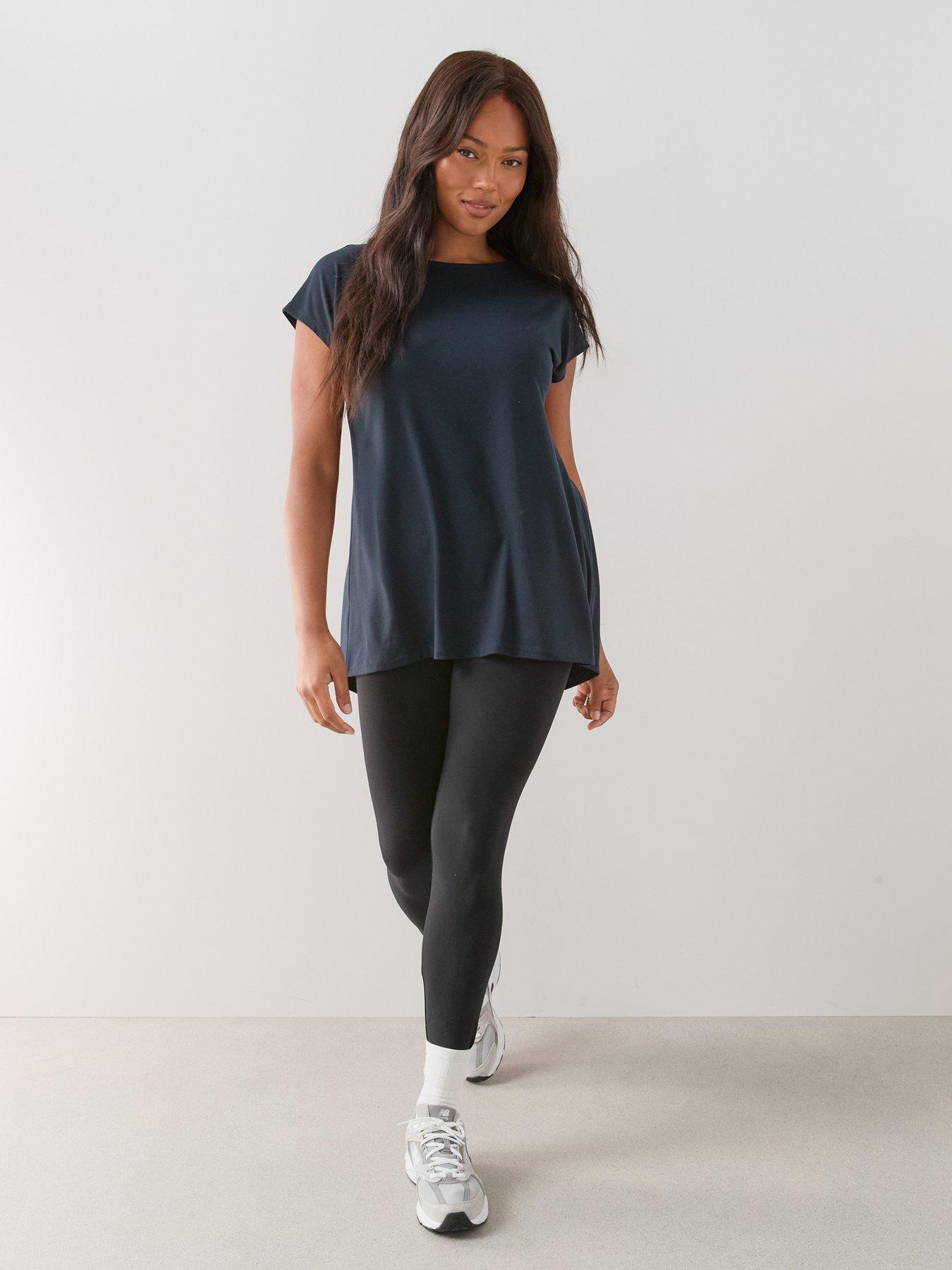 Image 4 of 7 of The Very Collection Curve 2 Pack Longline T-Shirt - Multi
