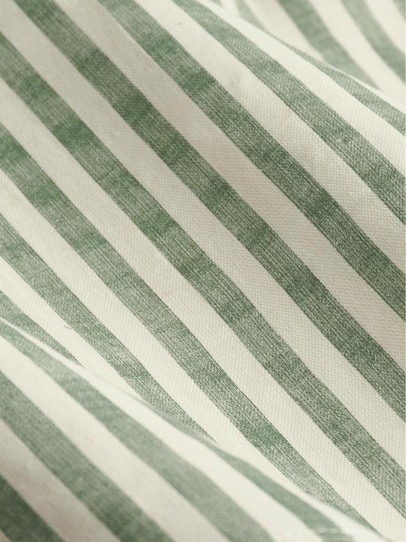 Image 6 of 7 of Yard Hebden Blackout Eyelet Forest