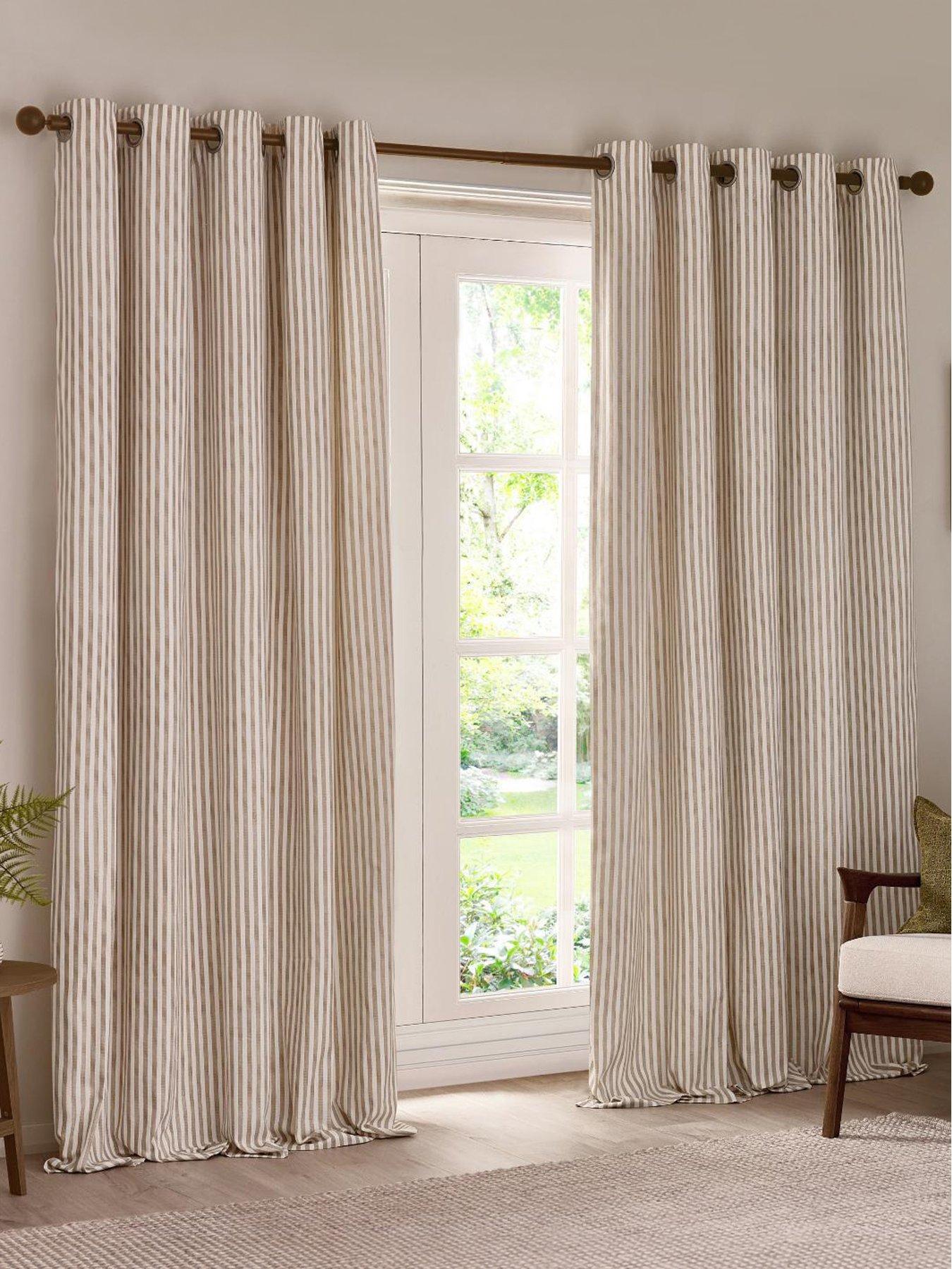 Image 2 of 7 of Yard Hebden Blackout Eyelet Natural