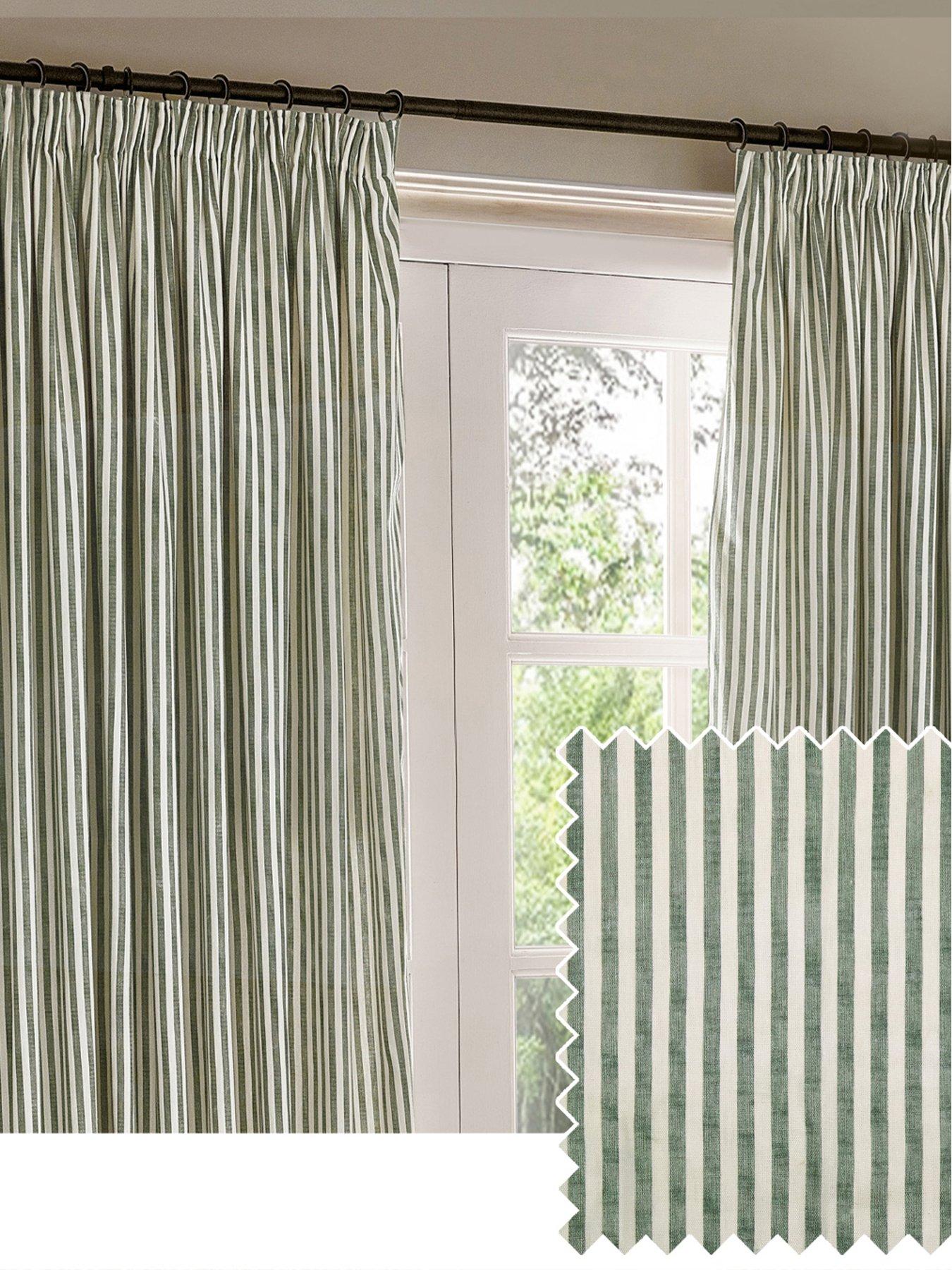 Image 6 of 7 of Yard Hebden Blackout Pencil Pleat Forest