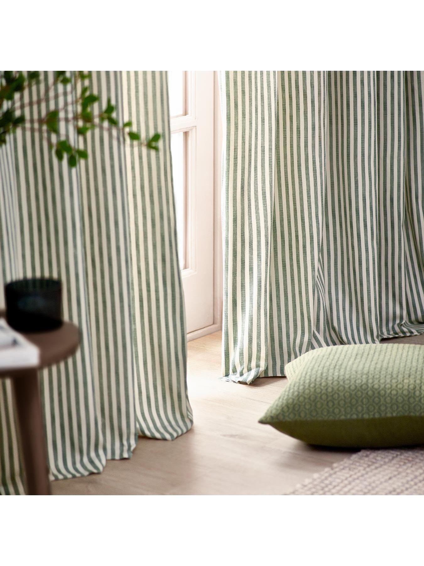 Image 7 of 7 of Yard Hebden Blackout Pencil Pleat Forest