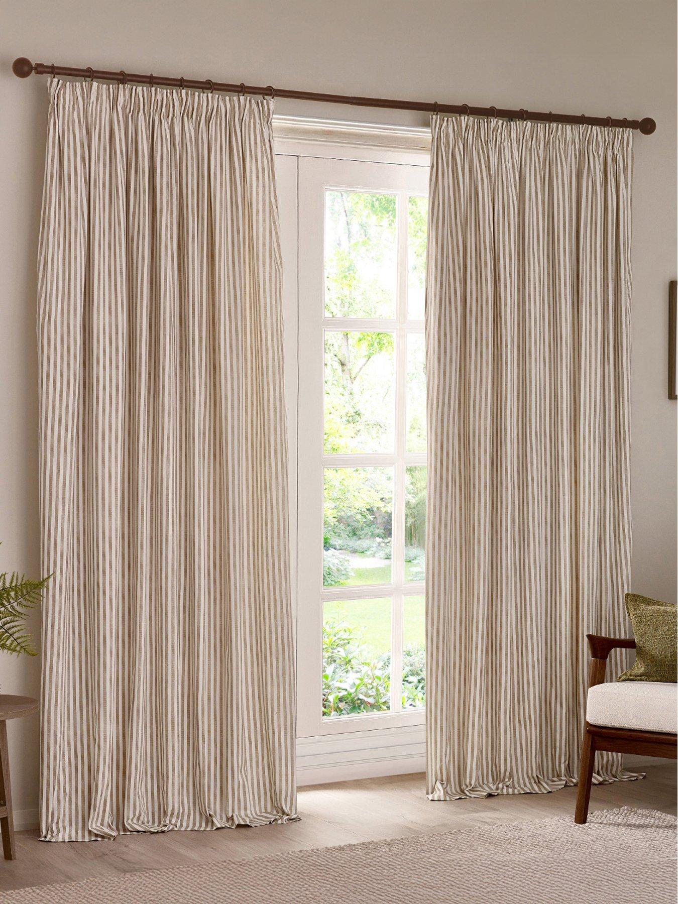 Yard Hebden Blackout Pencil Pleat Natural