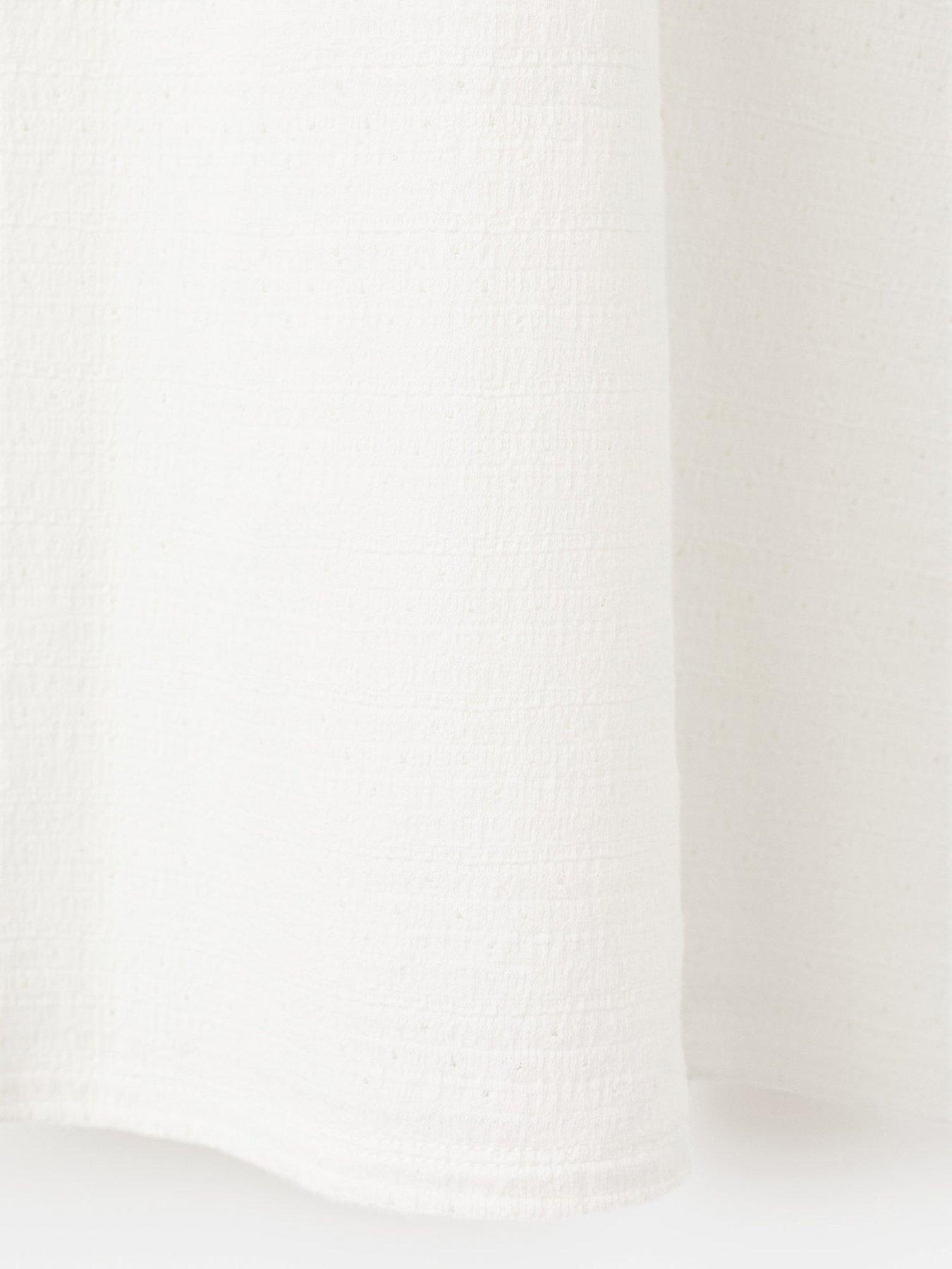 mango-girls-v-neck-dress-light-creamdetail