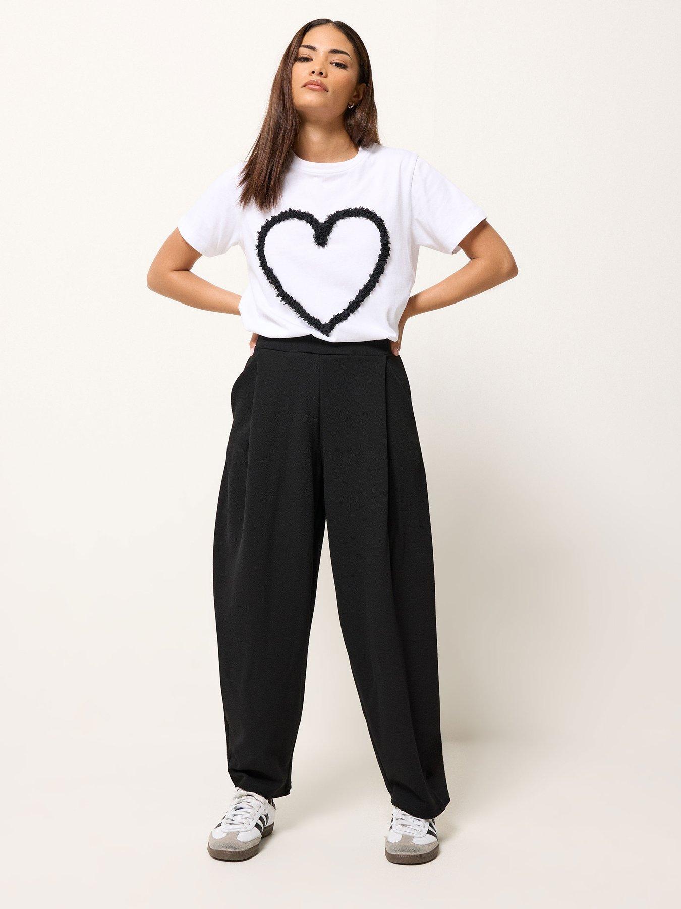 Image 3 of 5 of PixieGirl Petite Textured Barrel Trousers - Black