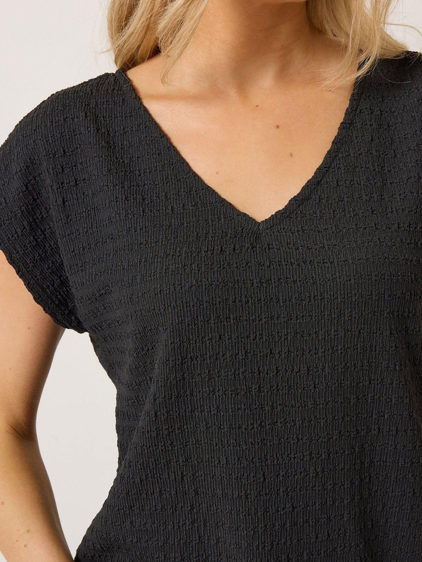 long-tall-sally-bubble-textured-sleeve-t-shirt-blackoutfit
