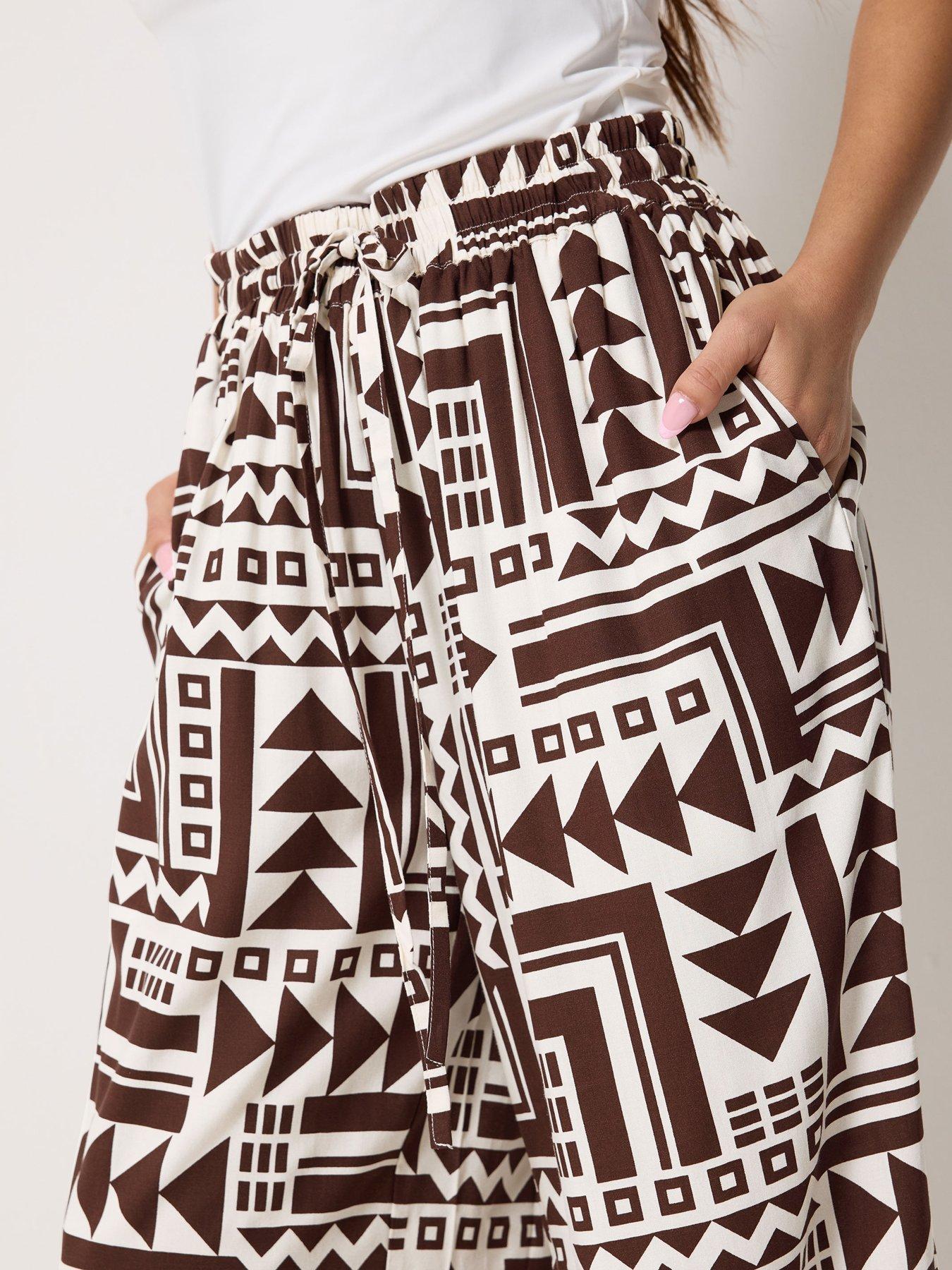 pixiegirl-petite-wide-abstract-harem-trousers-brownoutfit