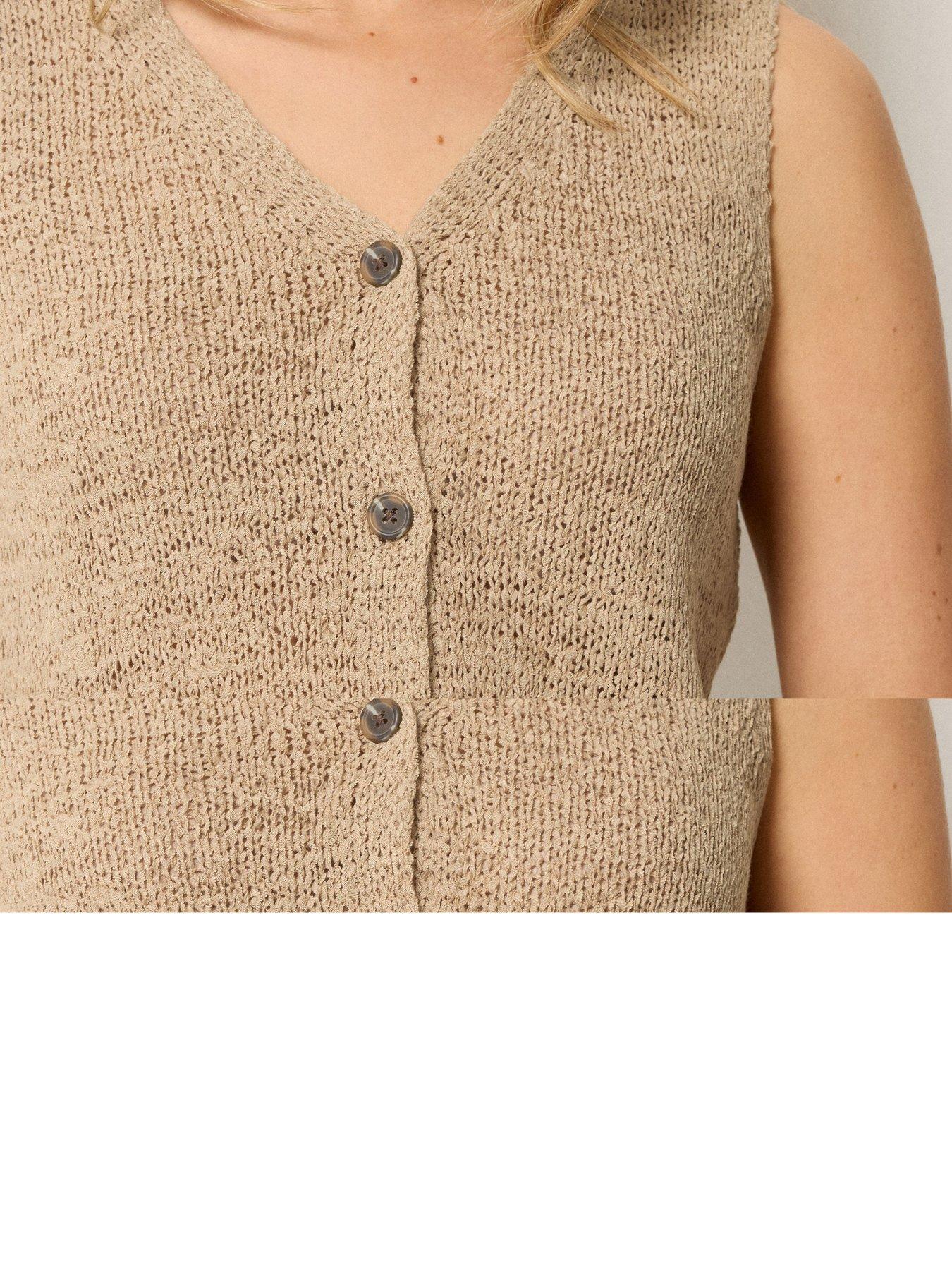 long-tall-sally-tape-yarn-vest-creamoutfit