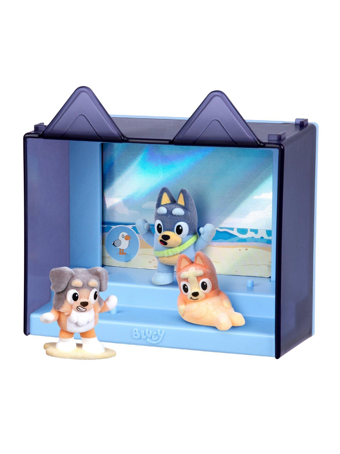 bluey-fuzzies-the-beachback