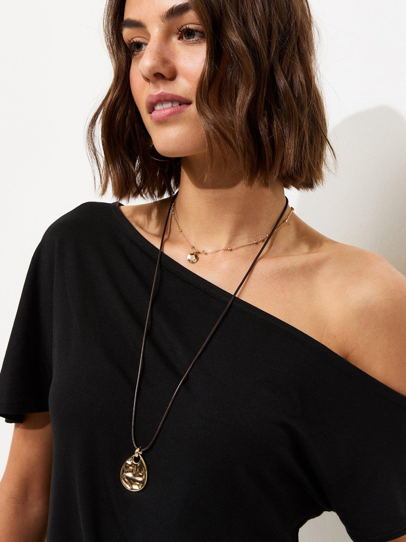 Image 4 of 5 of New Look Jersey Off The Shoulder Top - Black