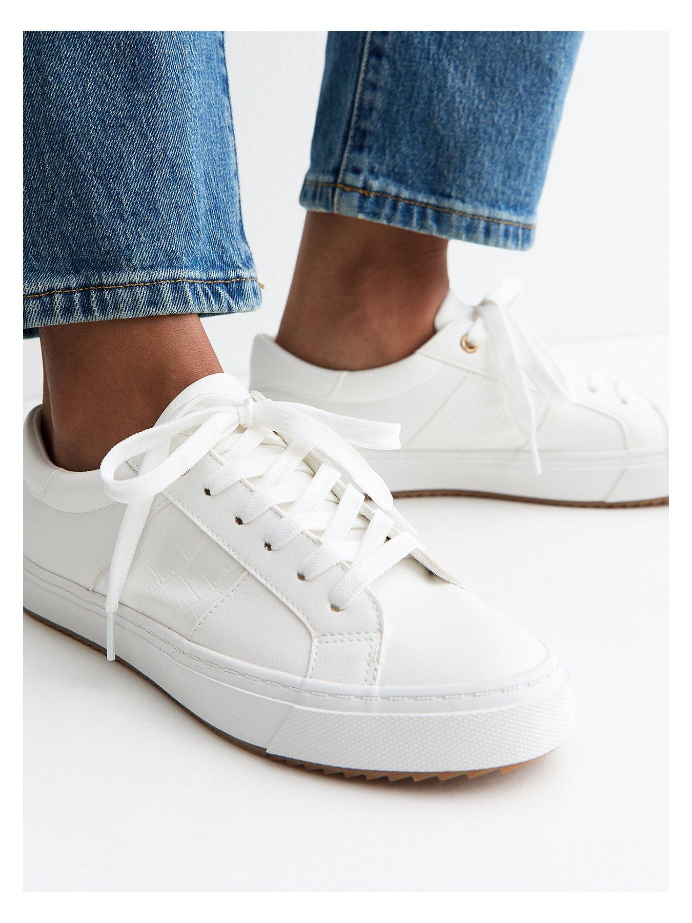 Image 3 of 4 of New Look Faux Leather Croc Embossed Trainers - White