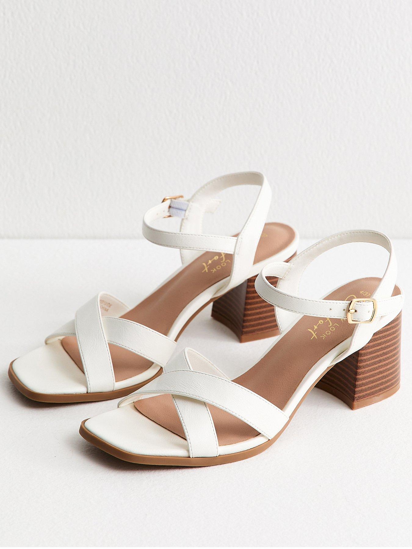 Image 3 of 5 of New Look Faux Leather Block Heel Sandals - White